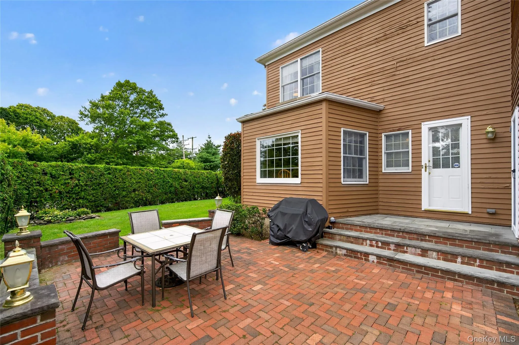 2 Garden Street, Hempstead, NY, 4 Bedrooms Bedrooms, 11 Rooms Rooms,2 BathroomsBathrooms,Residential,For Rent,Garden,0,1054777 2 Garden Street, Hempstead, NY, 4 Bedrooms Bedrooms, 11 Rooms Rooms,2 BathroomsBathrooms,Residential,For Rent,Garden,0,1054777