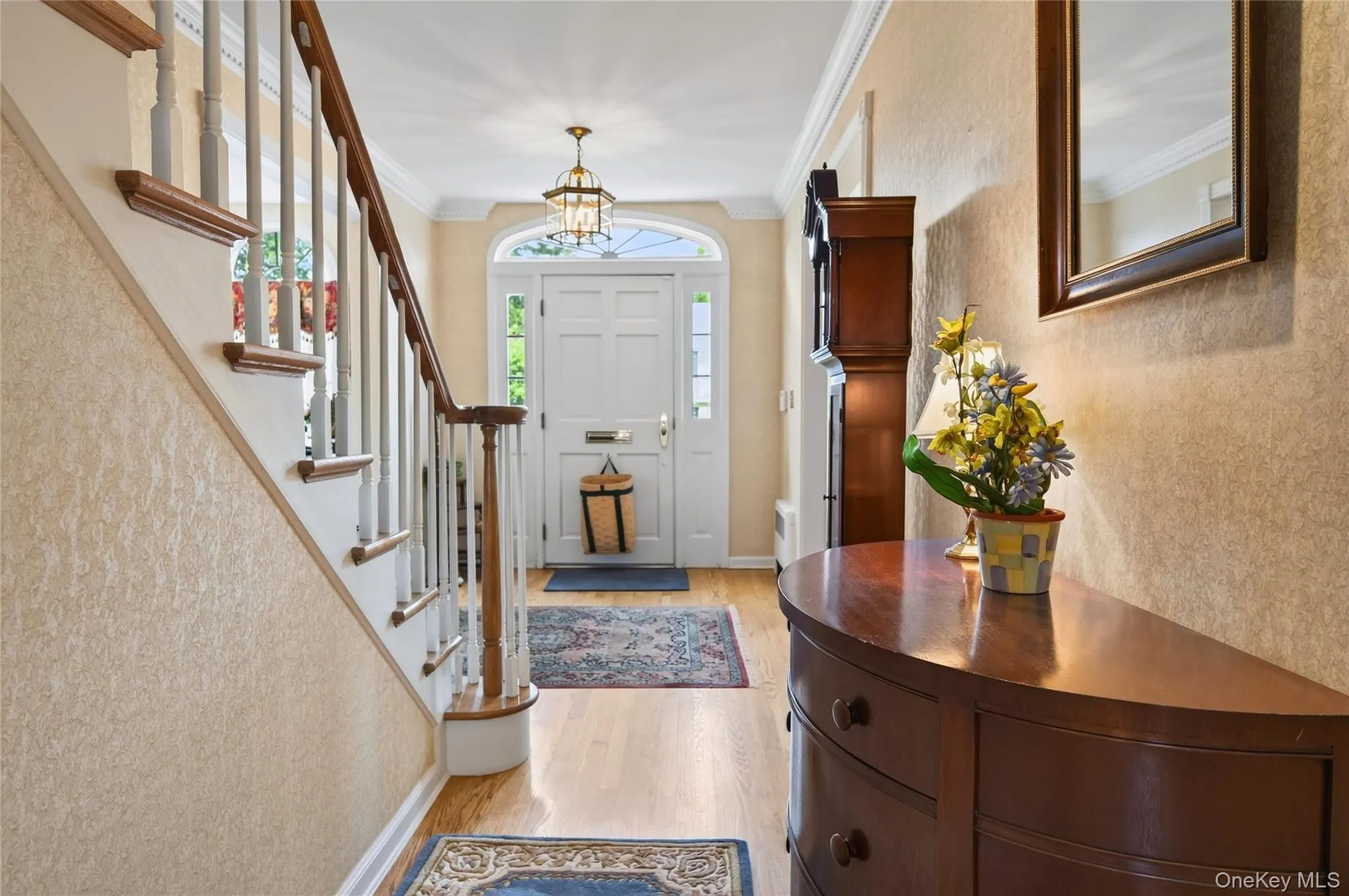 2 Garden Street, Hempstead, NY, 4 Bedrooms Bedrooms, 11 Rooms Rooms,2 BathroomsBathrooms,Residential,For Rent,Garden,0,1054777 2 Garden Street, Hempstead, NY, 4 Bedrooms Bedrooms, 11 Rooms Rooms,2 BathroomsBathrooms,Residential,For Rent,Garden,0,1054777