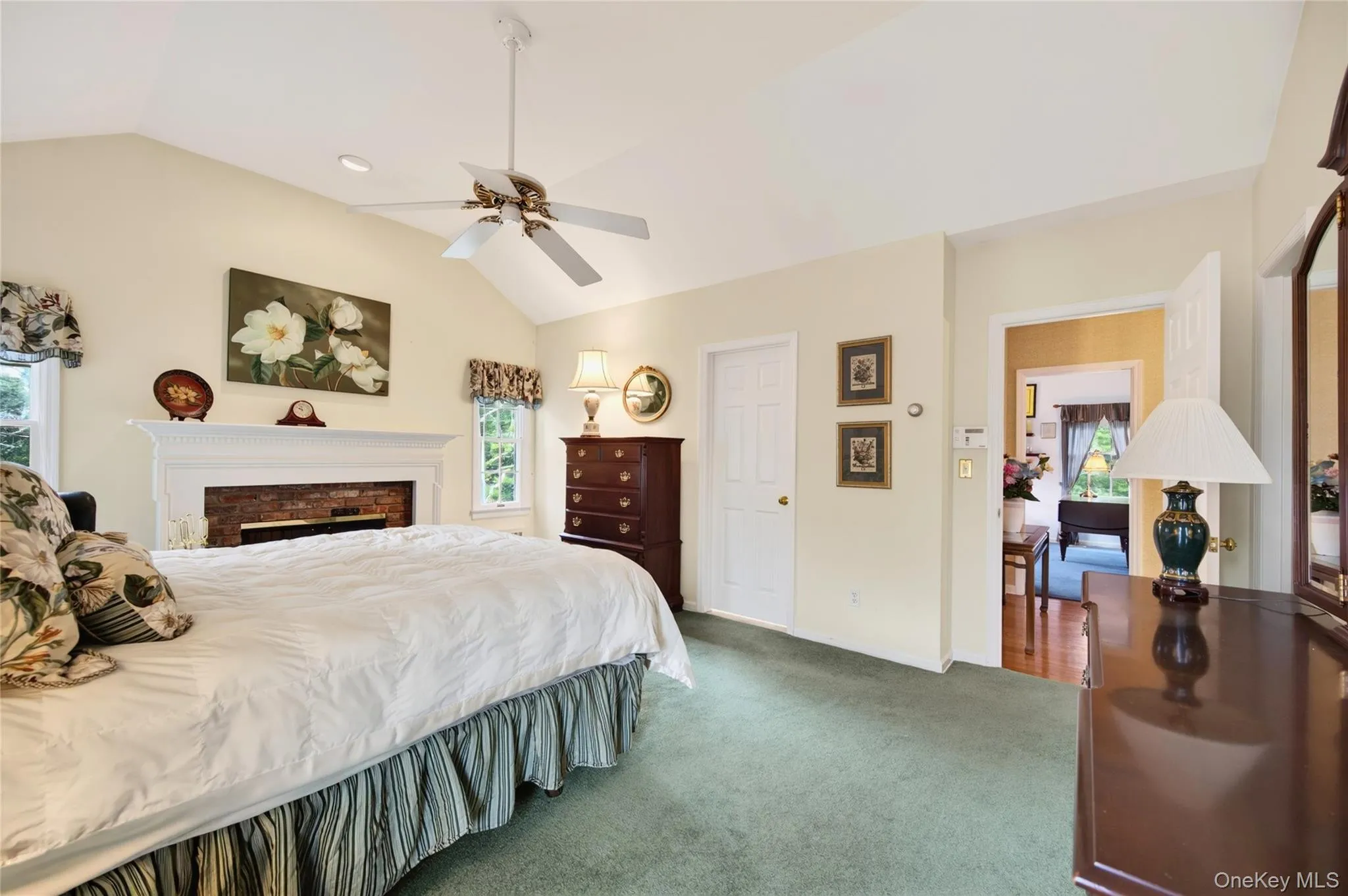 2 Garden Street, Hempstead, NY, 4 Bedrooms Bedrooms, 11 Rooms Rooms,2 BathroomsBathrooms,Residential,For Rent,Garden,0,1054777 2 Garden Street, Hempstead, NY, 4 Bedrooms Bedrooms, 11 Rooms Rooms,2 BathroomsBathrooms,Residential,For Rent,Garden,0,1054777