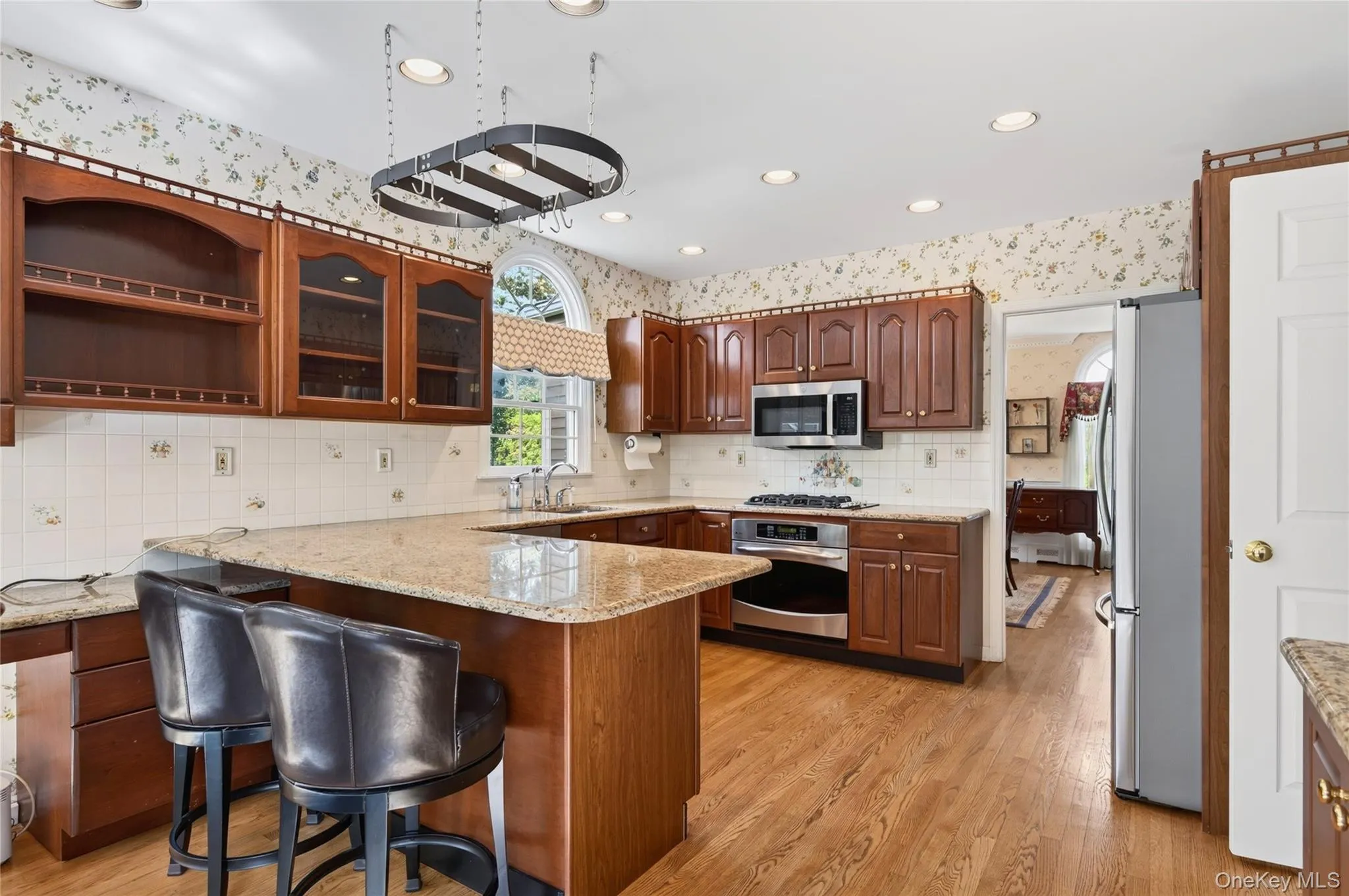 2 Garden Street, Hempstead, NY, 4 Bedrooms Bedrooms, 11 Rooms Rooms,2 BathroomsBathrooms,Residential,For Rent,Garden,0,1054777 2 Garden Street, Hempstead, NY, 4 Bedrooms Bedrooms, 11 Rooms Rooms,2 BathroomsBathrooms,Residential,For Rent,Garden,0,1054777