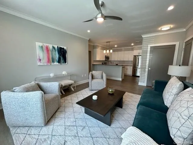 84 Circle Drive, Islip, NY, 2 Bedroom Bedrooms, 5 Room Rooms,2 BathroomBathrooms,Residential Lease,For Rent,Circle,0,1054779 84 Circle Drive, Islip, NY, 2 Bedroom Bedrooms, 5 Room Rooms,2 BathroomBathrooms,Residential Lease,For Rent,Circle,0,1054779