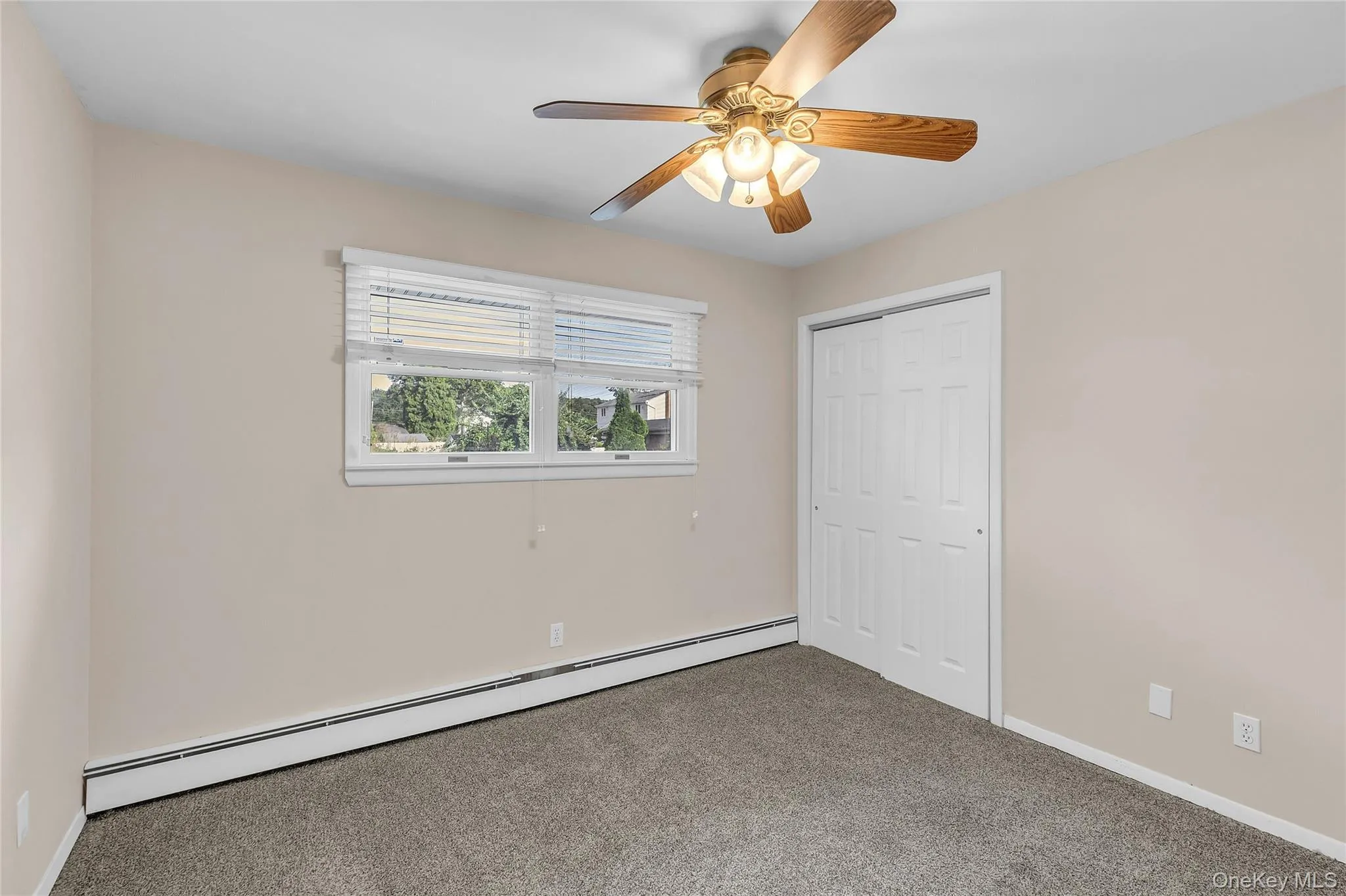 57 Commercial Avenue, Islip, NY, 3 Bedrooms Bedrooms, 6 Rooms Rooms,1 BathroomBathrooms,Residential,For Rent,Commercial,0,1054780 57 Commercial Avenue, Islip, NY, 3 Bedrooms Bedrooms, 6 Rooms Rooms,1 BathroomBathrooms,Residential,For Rent,Commercial,0,1054780
