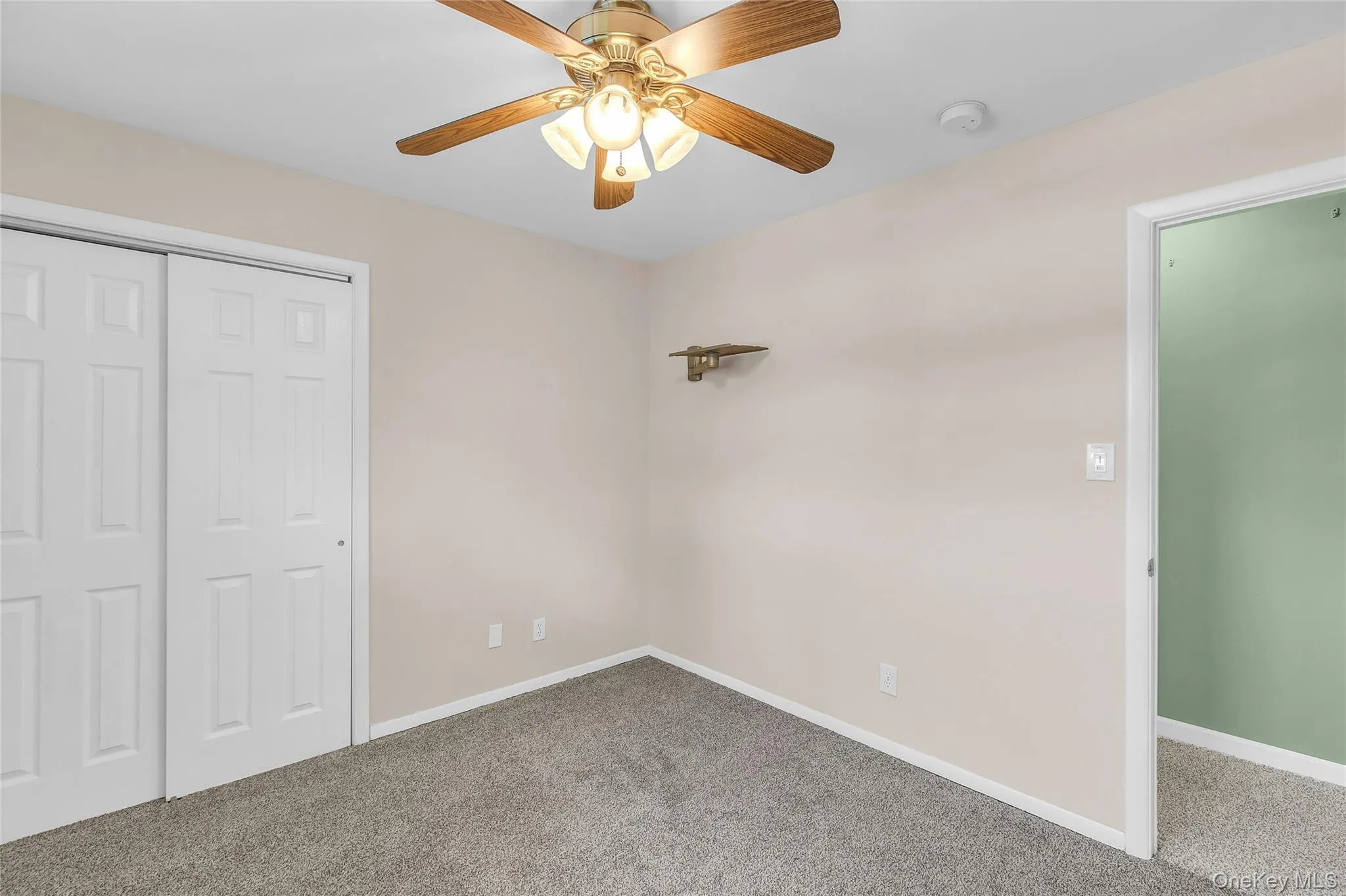 57 Commercial Avenue, Islip, NY, 3 Bedrooms Bedrooms, 6 Rooms Rooms,1 BathroomBathrooms,Residential,For Rent,Commercial,0,1054780 57 Commercial Avenue, Islip, NY, 3 Bedrooms Bedrooms, 6 Rooms Rooms,1 BathroomBathrooms,Residential,For Rent,Commercial,0,1054780
