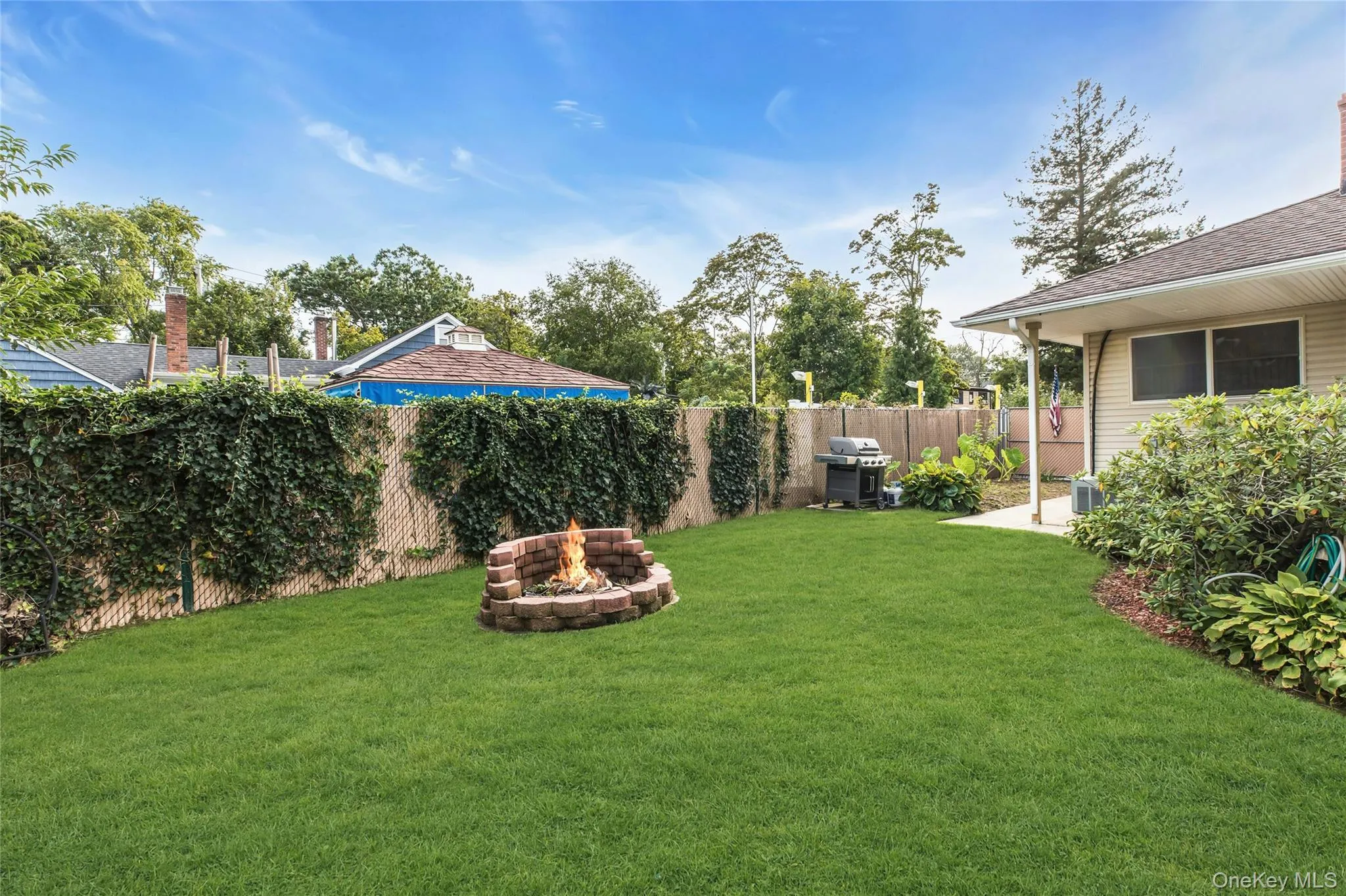 57 Commercial Avenue, Islip, NY, 3 Bedrooms Bedrooms, 6 Rooms Rooms,1 BathroomBathrooms,Residential,For Rent,Commercial,0,1054780 57 Commercial Avenue, Islip, NY, 3 Bedrooms Bedrooms, 6 Rooms Rooms,1 BathroomBathrooms,Residential,For Rent,Commercial,0,1054780