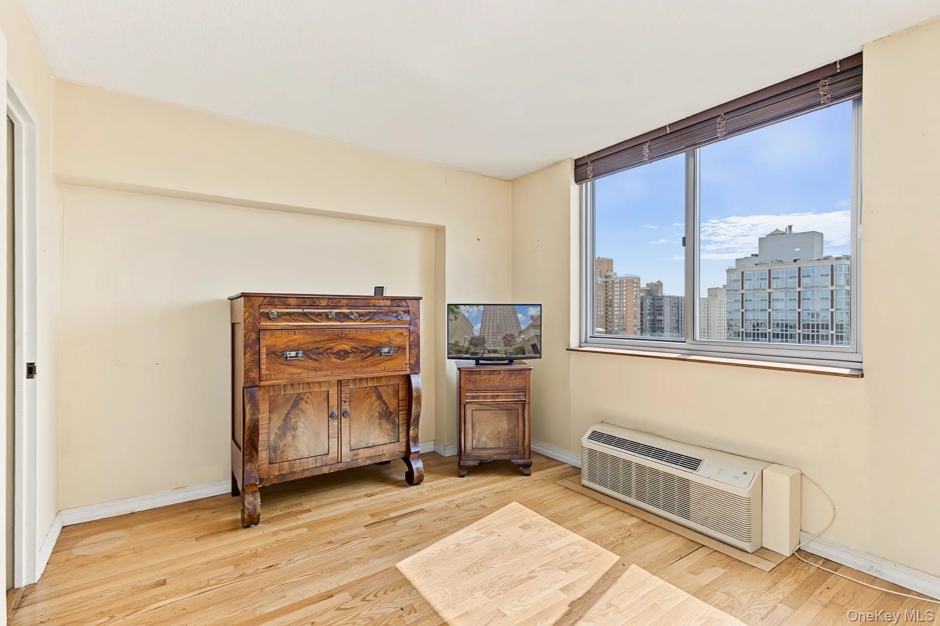 345 93rd Street, New York, NY, 2 Bedrooms Bedrooms, 4 Rooms Rooms,1 BathroomBathrooms,Residential,For Rent,93rd,0,1054782 345 93rd Street, New York, NY, 2 Bedrooms Bedrooms, 4 Rooms Rooms,1 BathroomBathrooms,Residential,For Rent,93rd,0,1054782