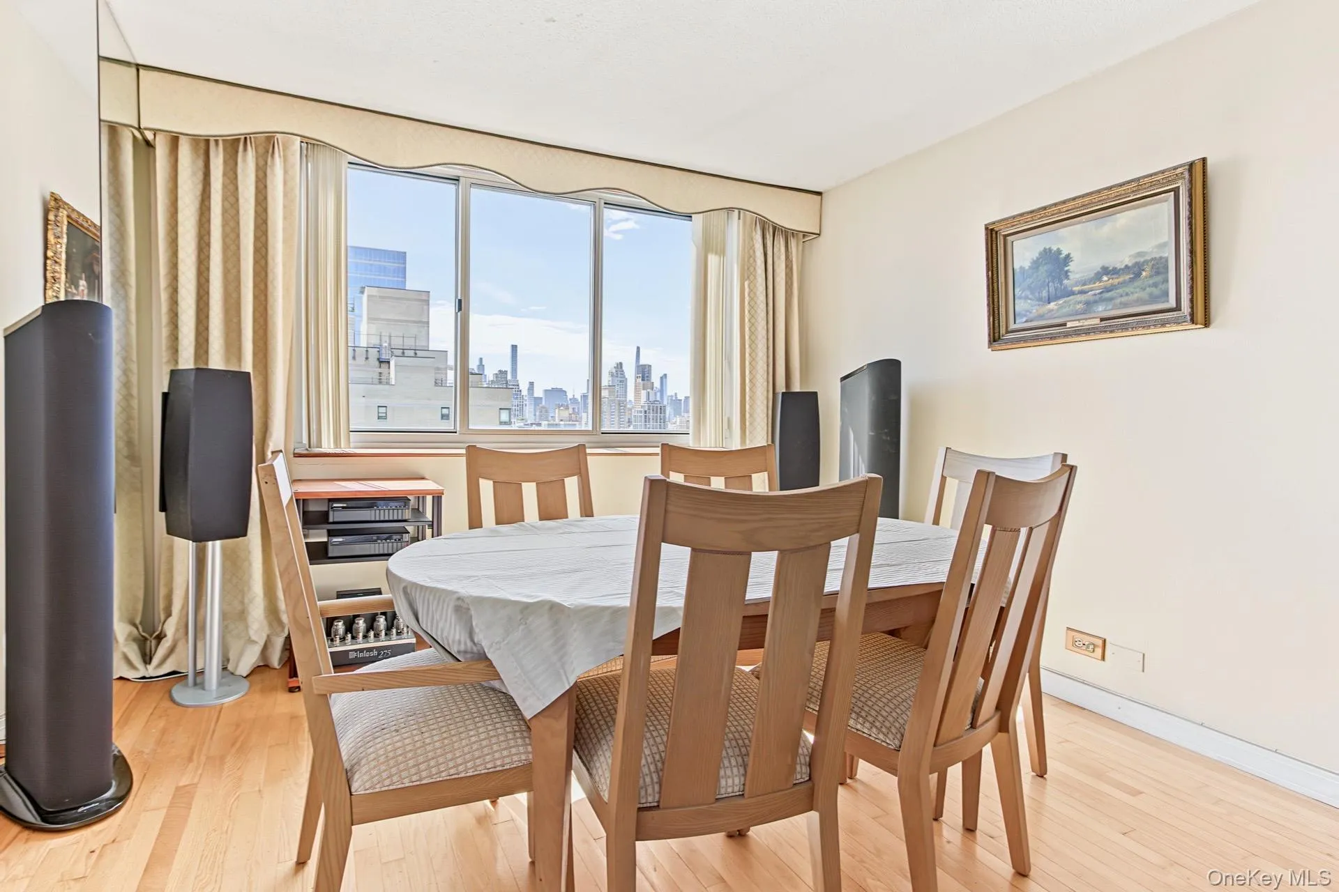 345 93rd Street, New York, NY, 2 Bedrooms Bedrooms, 4 Rooms Rooms,1 BathroomBathrooms,Residential,For Rent,93rd,0,1054782 345 93rd Street, New York, NY, 2 Bedrooms Bedrooms, 4 Rooms Rooms,1 BathroomBathrooms,Residential,For Rent,93rd,0,1054782