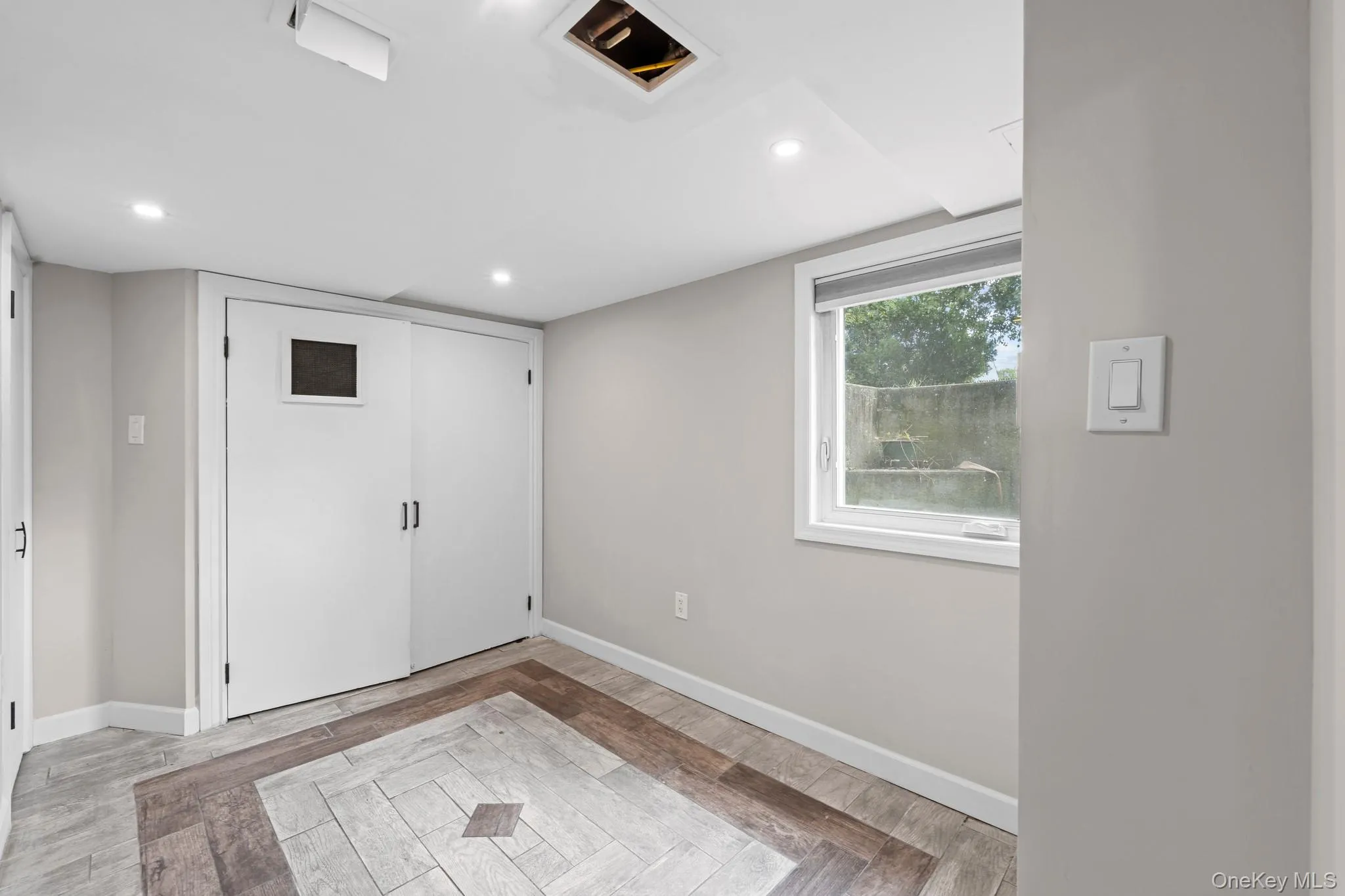 739 Nostrand Avenue, Hempstead, NY, 3 Bedrooms Bedrooms, 6 Rooms Rooms,1 BathroomBathrooms,Residential,For Rent,Nostrand,0,1054783 739 Nostrand Avenue, Hempstead, NY, 3 Bedrooms Bedrooms, 6 Rooms Rooms,1 BathroomBathrooms,Residential,For Rent,Nostrand,0,1054783
