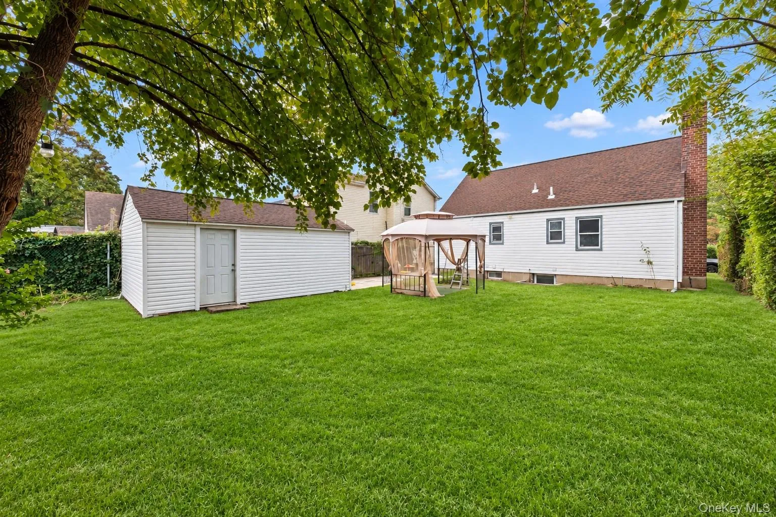 739 Nostrand Avenue, Hempstead, NY, 3 Bedrooms Bedrooms, 6 Rooms Rooms,1 BathroomBathrooms,Residential,For Rent,Nostrand,0,1054783 739 Nostrand Avenue, Hempstead, NY, 3 Bedrooms Bedrooms, 6 Rooms Rooms,1 BathroomBathrooms,Residential,For Rent,Nostrand,0,1054783