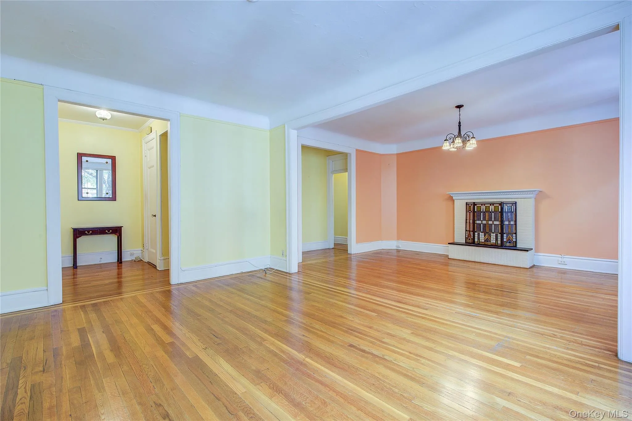 35-45 78th Street, New York, NY, 2 Bedrooms Bedrooms, 5 Rooms Rooms,1 BathroomBathrooms,Residential,For Rent,78th,0,1054793 35-45 78th Street, New York, NY, 2 Bedrooms Bedrooms, 5 Rooms Rooms,1 BathroomBathrooms,Residential,For Rent,78th,0,1054793