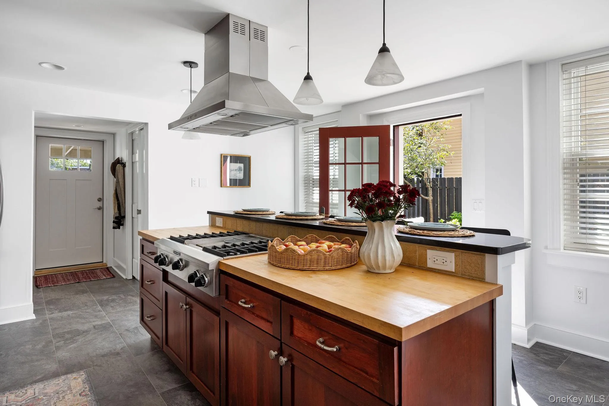 72-74 Main Street, Kingston, NY, 4 Bedrooms Bedrooms, 8 Rooms Rooms,2 BathroomsBathrooms,Residential,For Rent,Main,0,1054805 72-74 Main Street, Kingston, NY, 4 Bedrooms Bedrooms, 8 Rooms Rooms,2 BathroomsBathrooms,Residential,For Rent,Main,0,1054805