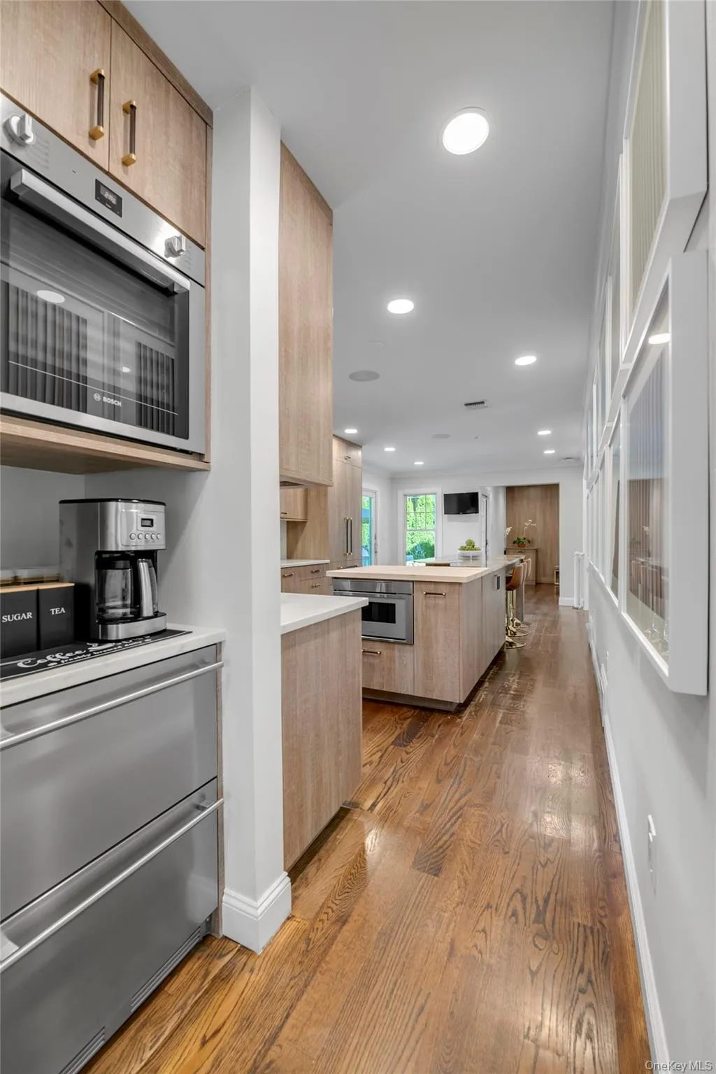 17 Colonial Road, North Hempstead, NY, 4 Bedrooms Bedrooms, 8 Rooms Rooms,4 BathroomsBathrooms,Residential,For Rent,Colonial,0,1054815 17 Colonial Road, North Hempstead, NY, 4 Bedrooms Bedrooms, 8 Rooms Rooms,4 BathroomsBathrooms,Residential,For Rent,Colonial,0,1054815