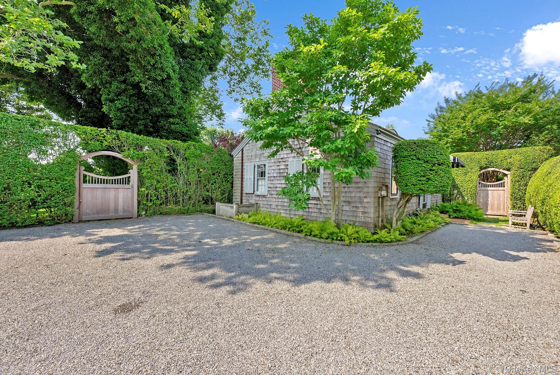 99 Egypt Lane, East Hampton, NY, 3 Bedrooms Bedrooms, 5 Rooms Rooms,3 BathroomsBathrooms,Residential Lease,For Rent,Egypt,0,1054816 99 Egypt Lane, East Hampton, NY, 3 Bedrooms Bedrooms, 5 Rooms Rooms,3 BathroomsBathrooms,Residential Lease,For Rent,Egypt,0,1054816