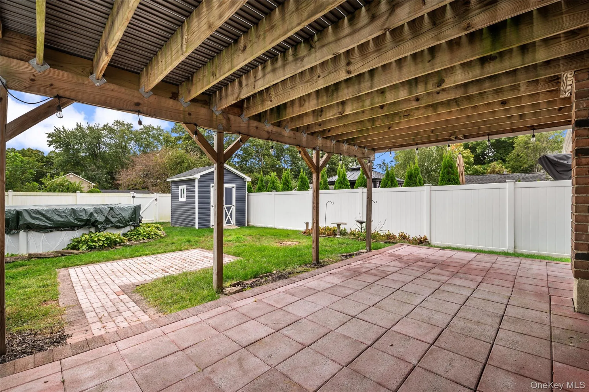 360 Fir Grove Road, Islip, NY, 3 Bedrooms Bedrooms, 8 Rooms Rooms,2 BathroomsBathrooms,Residential,For Rent,Fir Grove,0,1054824 360 Fir Grove Road, Islip, NY, 3 Bedrooms Bedrooms, 8 Rooms Rooms,2 BathroomsBathrooms,Residential,For Rent,Fir Grove,0,1054824