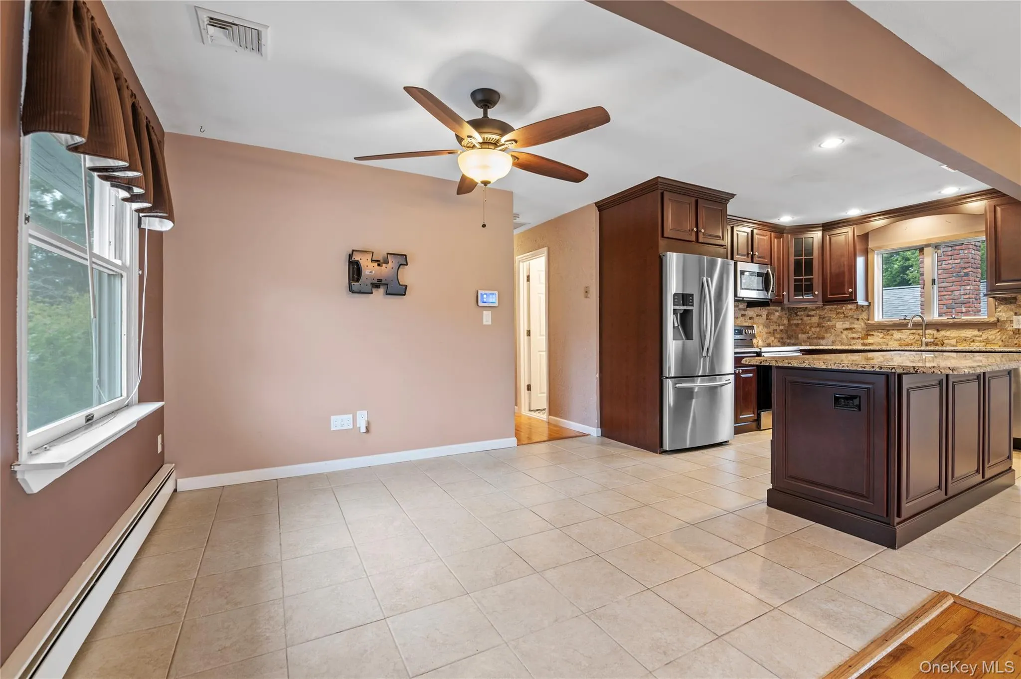 360 Fir Grove Road, Islip, NY, 3 Bedrooms Bedrooms, 8 Rooms Rooms,2 BathroomsBathrooms,Residential,For Rent,Fir Grove,0,1054824 360 Fir Grove Road, Islip, NY, 3 Bedrooms Bedrooms, 8 Rooms Rooms,2 BathroomsBathrooms,Residential,For Rent,Fir Grove,0,1054824