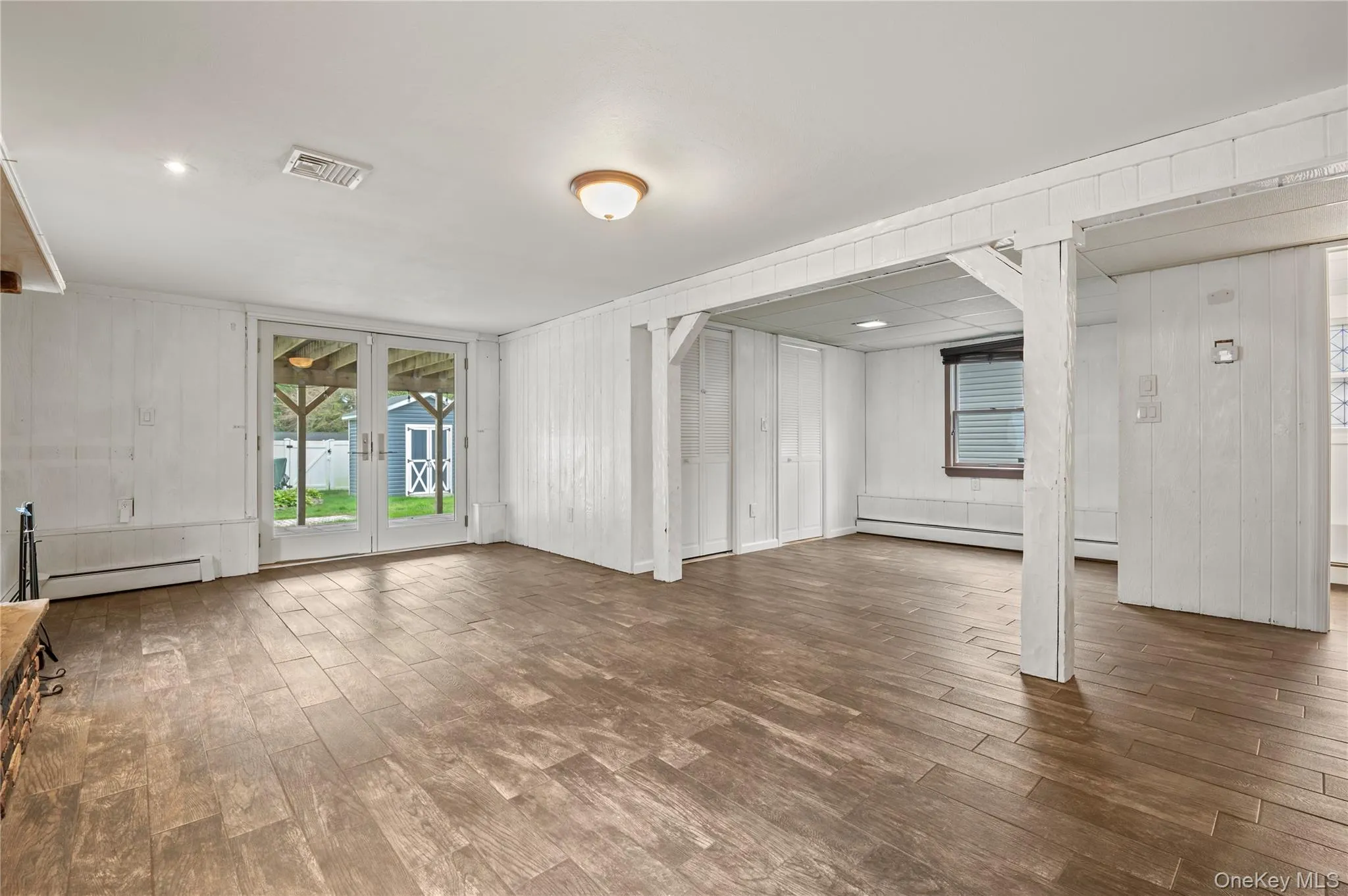 360 Fir Grove Road, Islip, NY, 3 Bedrooms Bedrooms, 8 Rooms Rooms,2 BathroomsBathrooms,Residential,For Rent,Fir Grove,0,1054824 360 Fir Grove Road, Islip, NY, 3 Bedrooms Bedrooms, 8 Rooms Rooms,2 BathroomsBathrooms,Residential,For Rent,Fir Grove,0,1054824