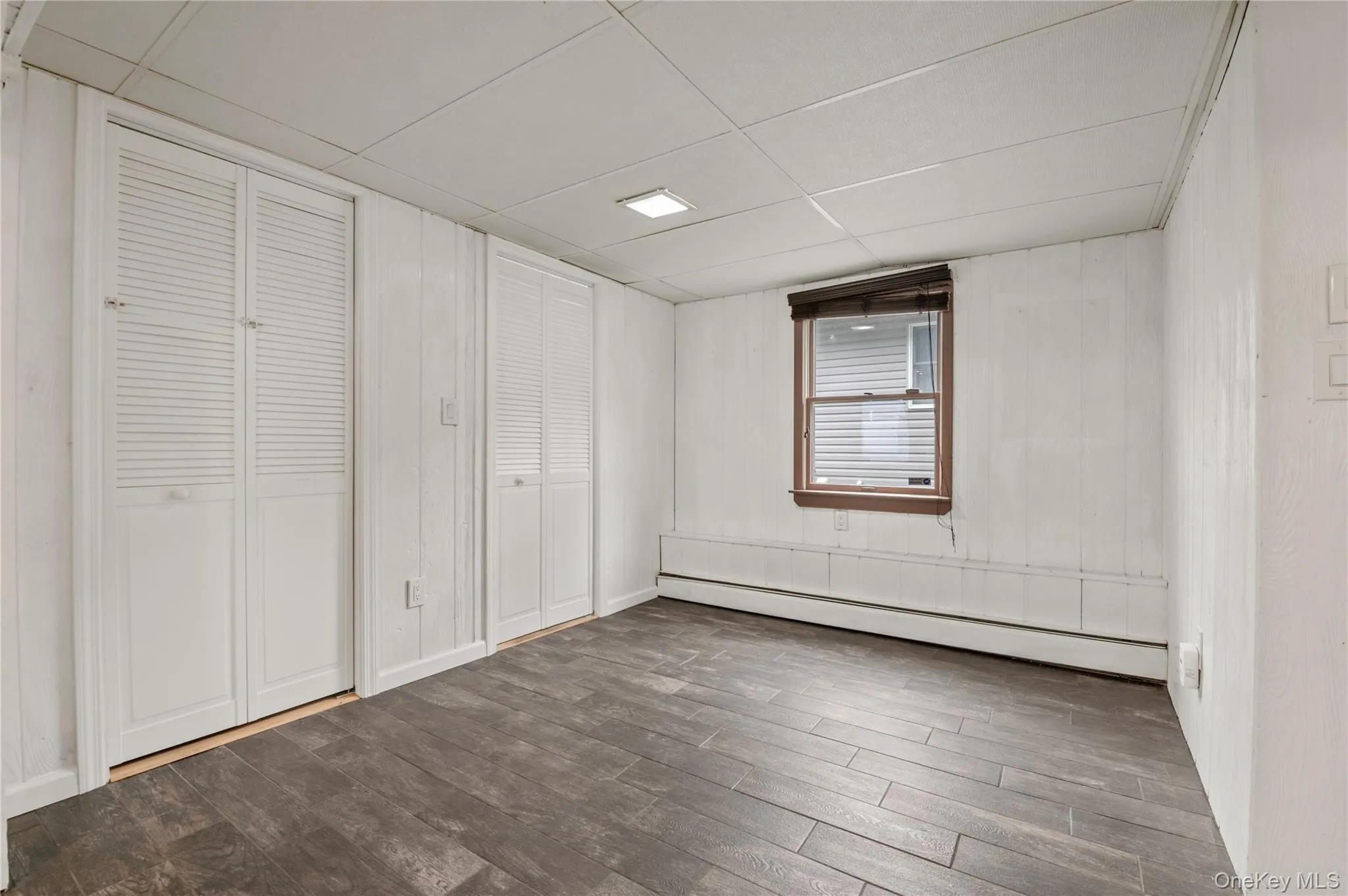 360 Fir Grove Road, Islip, NY, 3 Bedrooms Bedrooms, 8 Rooms Rooms,2 BathroomsBathrooms,Residential,For Rent,Fir Grove,0,1054824 360 Fir Grove Road, Islip, NY, 3 Bedrooms Bedrooms, 8 Rooms Rooms,2 BathroomsBathrooms,Residential,For Rent,Fir Grove,0,1054824