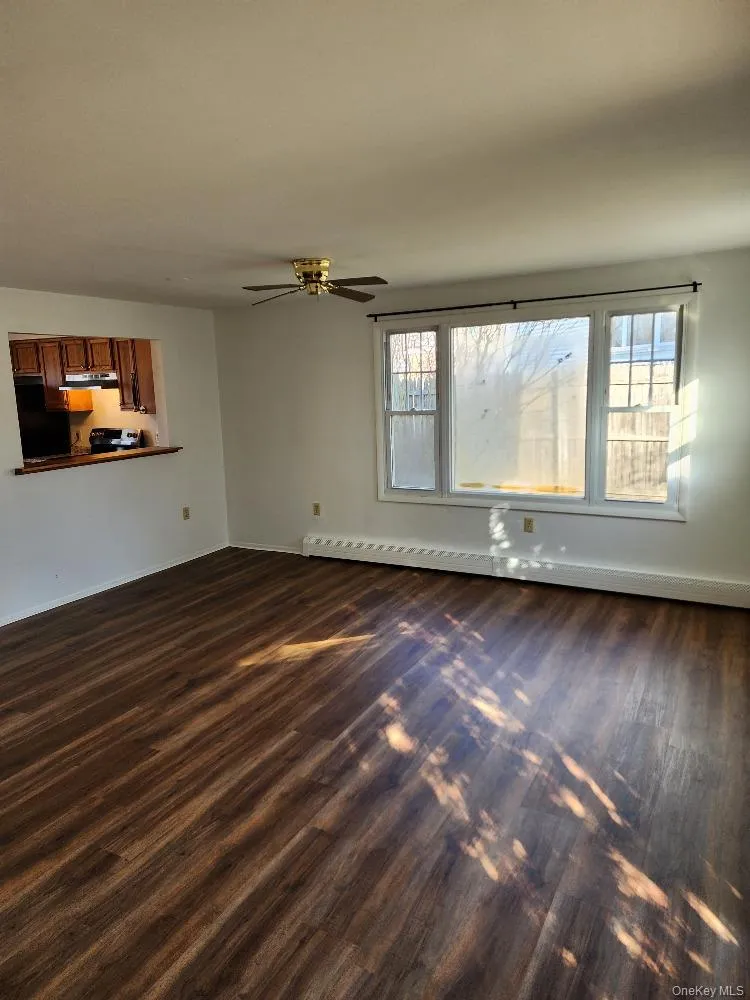 16 HARBORHILL Court, Beacon, NY, 3 Bedrooms Bedrooms, 6 Rooms Rooms,1 BathroomBathrooms,Residential Lease,For Rent,HARBORHILL,0,1054830 16 HARBORHILL Court, Beacon, NY, 3 Bedrooms Bedrooms, 6 Rooms Rooms,1 BathroomBathrooms,Residential Lease,For Rent,HARBORHILL,0,1054830