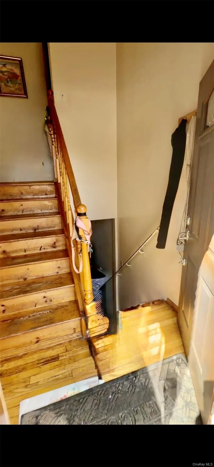 Enter your 2 story home Enter your 2 story home