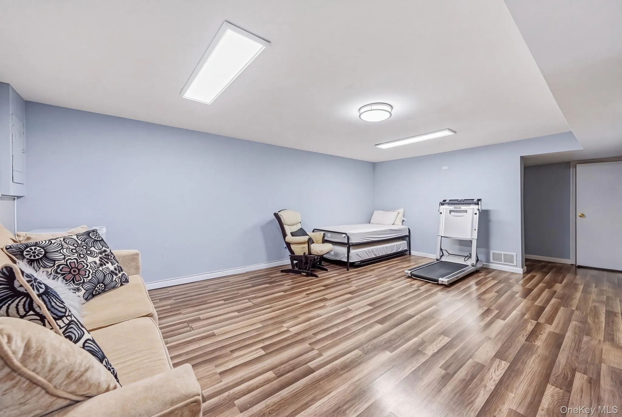 42 Gladys Drive, Ramapo, NY, 3 Bedrooms Bedrooms, 7 Rooms Rooms,1 BathroomBathrooms,Residential,For Rent,Gladys,0,1054840 42 Gladys Drive, Ramapo, NY, 3 Bedrooms Bedrooms, 7 Rooms Rooms,1 BathroomBathrooms,Residential,For Rent,Gladys,0,1054840