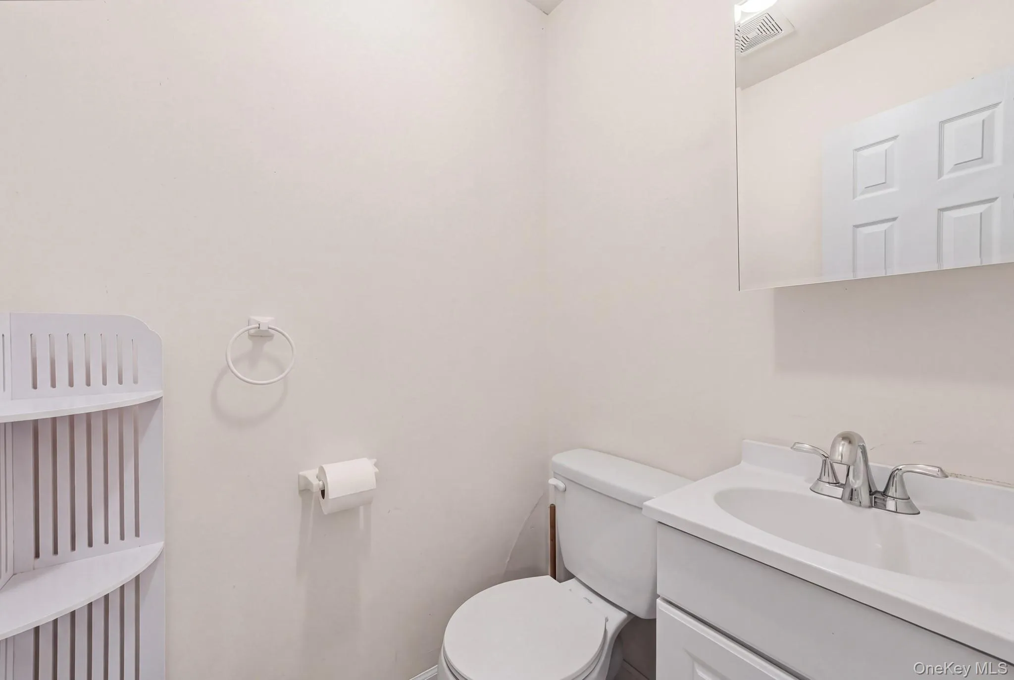 42 Gladys Drive, Ramapo, NY, 3 Bedrooms Bedrooms, 7 Rooms Rooms,1 BathroomBathrooms,Residential,For Rent,Gladys,0,1054840 42 Gladys Drive, Ramapo, NY, 3 Bedrooms Bedrooms, 7 Rooms Rooms,1 BathroomBathrooms,Residential,For Rent,Gladys,0,1054840