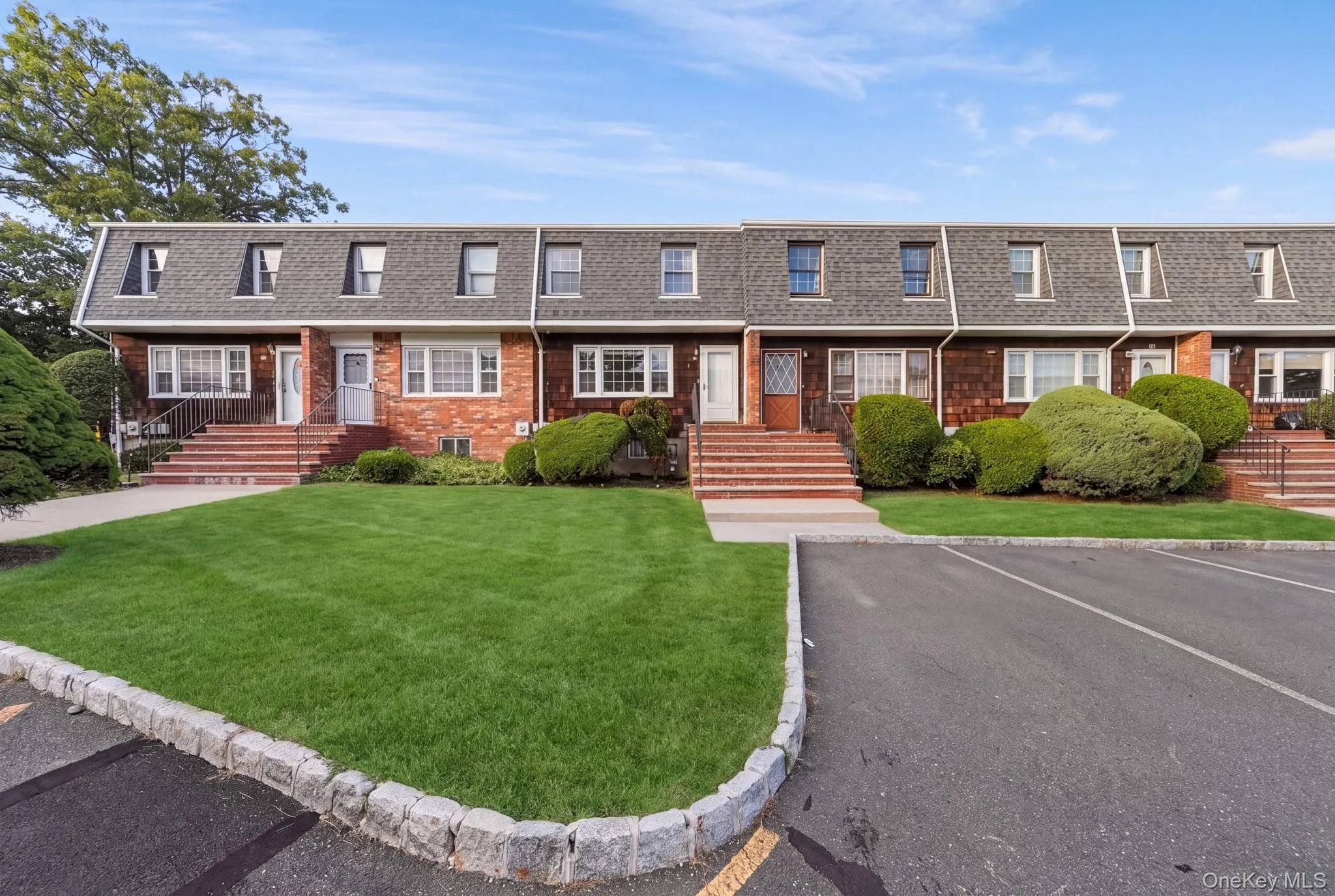 42 Gladys Drive, Ramapo, NY, 3 Bedrooms Bedrooms, 7 Rooms Rooms,1 BathroomBathrooms,Residential,For Rent,Gladys,0,1054840 42 Gladys Drive, Ramapo, NY, 3 Bedrooms Bedrooms, 7 Rooms Rooms,1 BathroomBathrooms,Residential,For Rent,Gladys,0,1054840