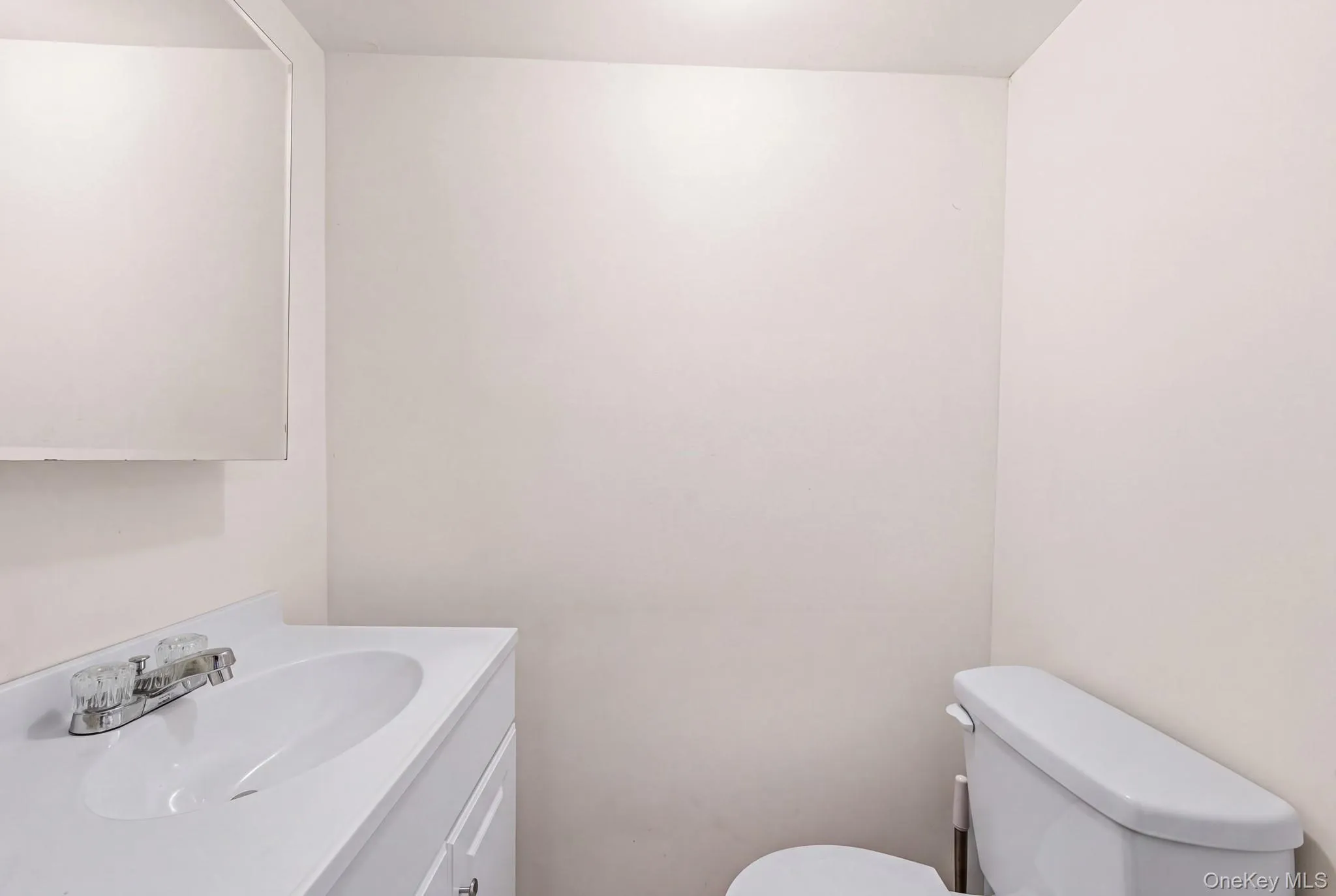 42 Gladys Drive, Ramapo, NY, 3 Bedrooms Bedrooms, 7 Rooms Rooms,1 BathroomBathrooms,Residential,For Rent,Gladys,0,1054840 42 Gladys Drive, Ramapo, NY, 3 Bedrooms Bedrooms, 7 Rooms Rooms,1 BathroomBathrooms,Residential,For Rent,Gladys,0,1054840