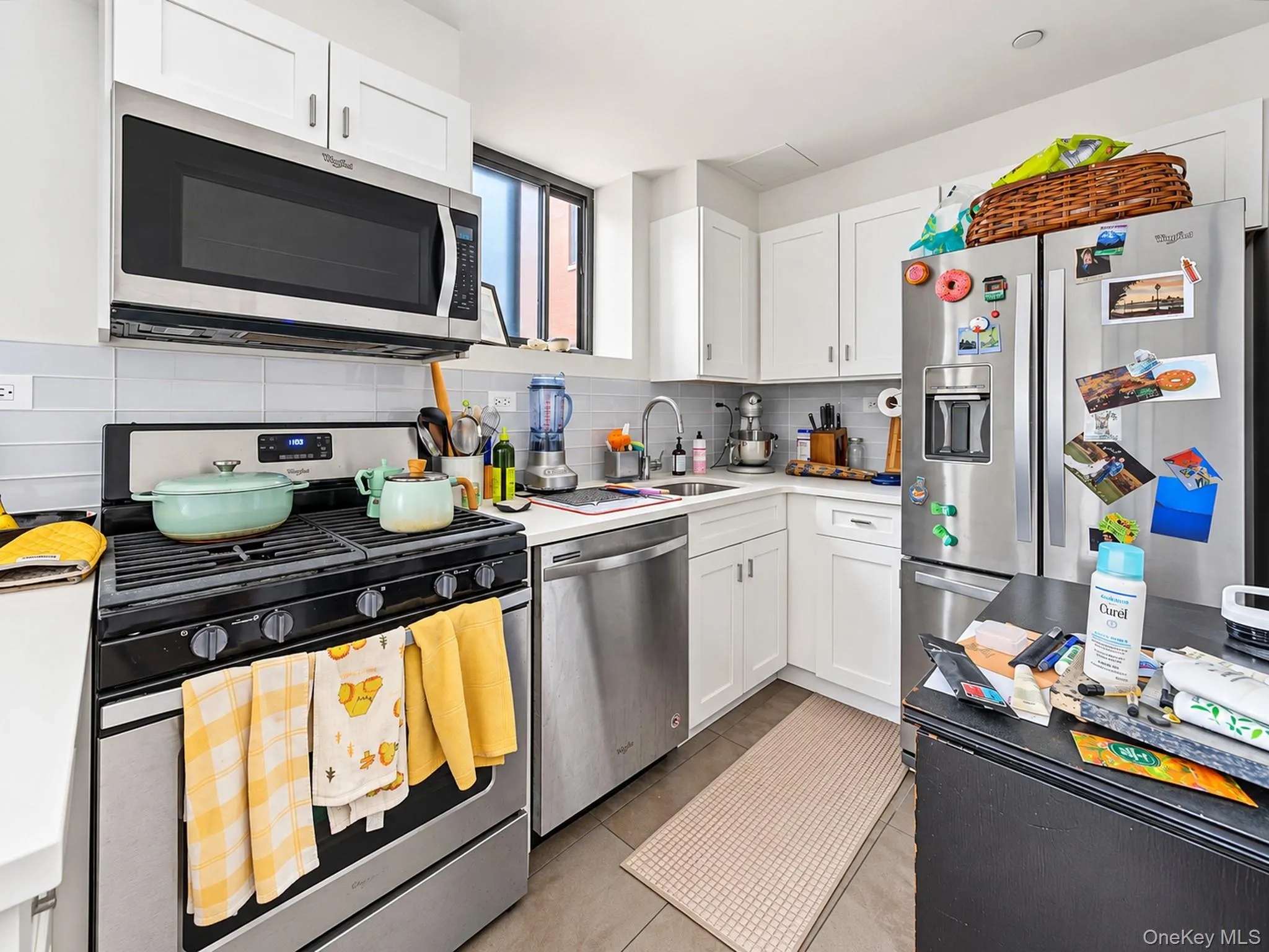 8722 51st Avenue, New York, NY, 2 Rooms Rooms,1 BathroomBathrooms,Residential,For Rent,51st,0,1054841 8722 51st Avenue, New York, NY, 2 Rooms Rooms,1 BathroomBathrooms,Residential,For Rent,51st,0,1054841