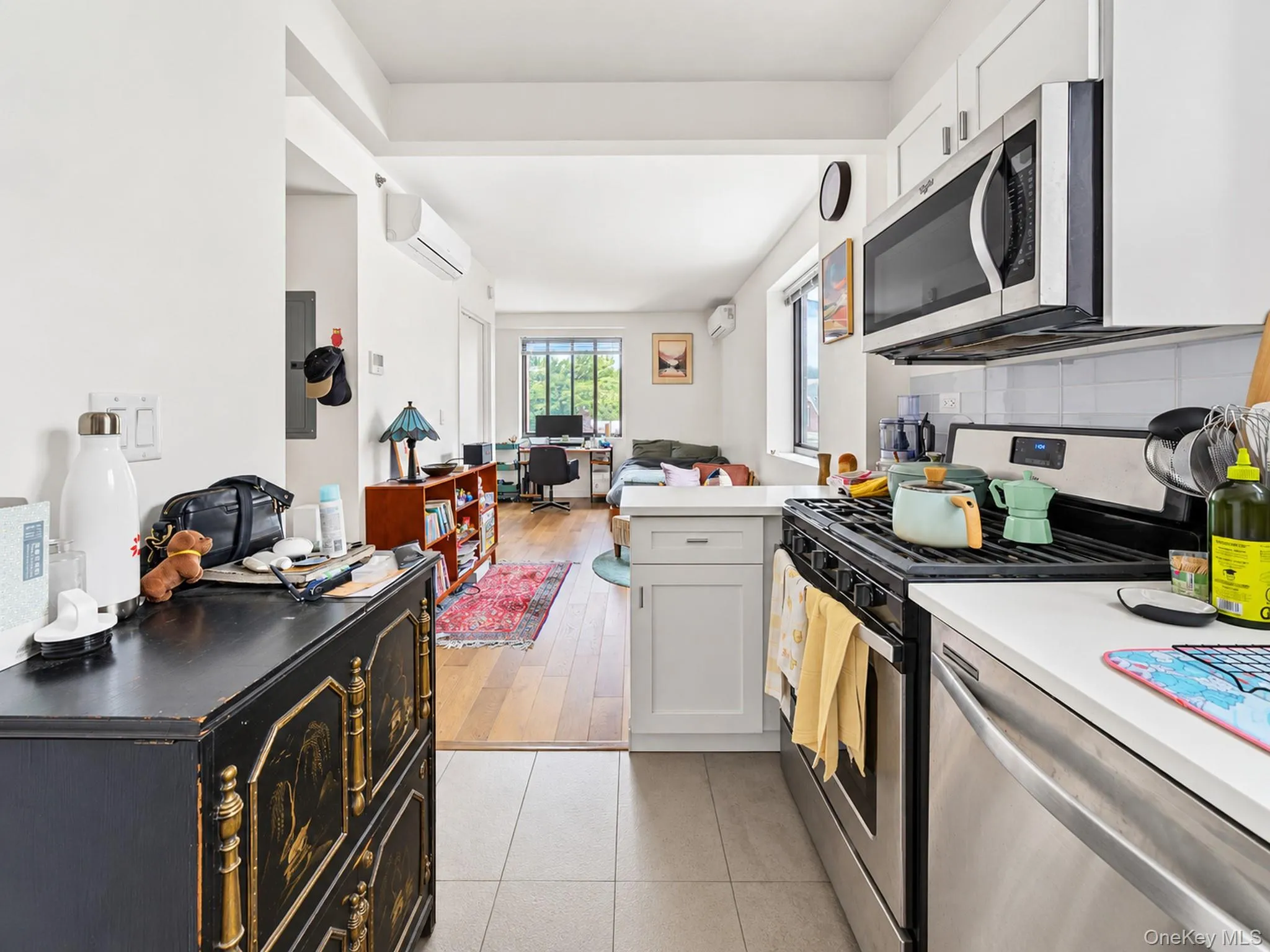 8722 51st Avenue, New York, NY, 2 Rooms Rooms,1 BathroomBathrooms,Residential,For Rent,51st,0,1054841 8722 51st Avenue, New York, NY, 2 Rooms Rooms,1 BathroomBathrooms,Residential,For Rent,51st,0,1054841