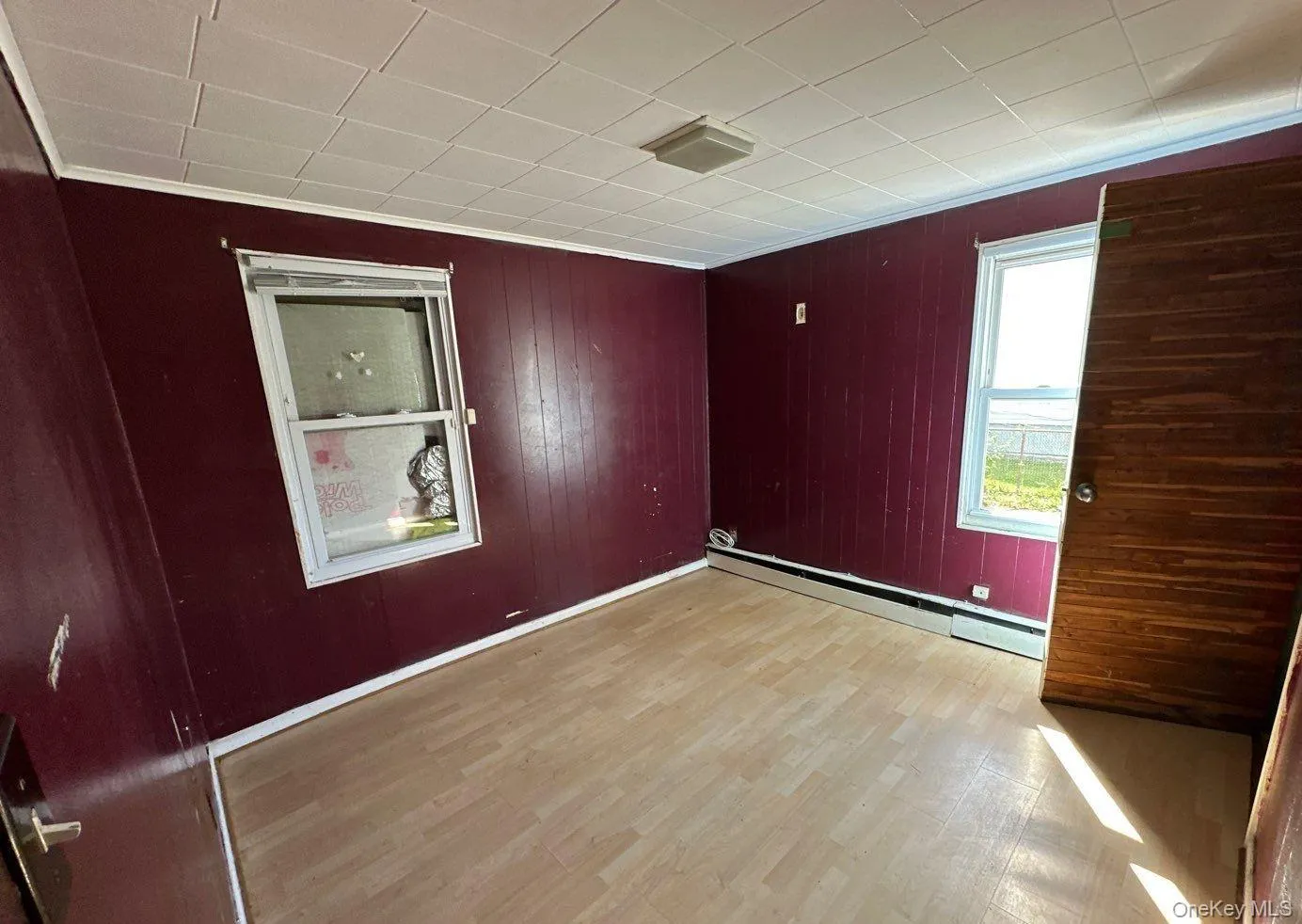 184 Suffolk Avenue, Islip, NY, 2 Bedrooms Bedrooms, 5 Rooms Rooms,1 BathroomBathrooms,Residential,For Rent,Suffolk,0,1054848 184 Suffolk Avenue, Islip, NY, 2 Bedrooms Bedrooms, 5 Rooms Rooms,1 BathroomBathrooms,Residential,For Rent,Suffolk,0,1054848