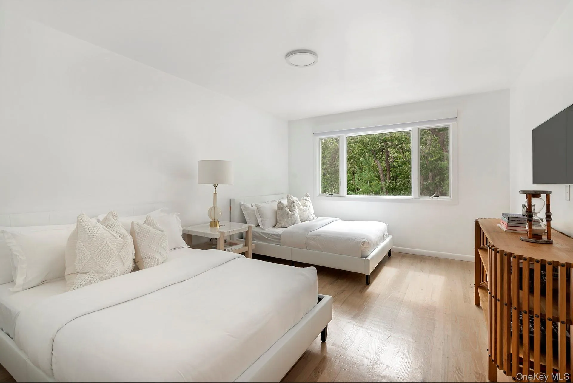 7 Quarty Circle, East Hampton, NY, 4 Bedrooms Bedrooms, 6 Rooms Rooms,3 BathroomsBathrooms,Residential Lease,For Rent,Quarty,0,1054851 7 Quarty Circle, East Hampton, NY, 4 Bedrooms Bedrooms, 6 Rooms Rooms,3 BathroomsBathrooms,Residential Lease,For Rent,Quarty,0,1054851