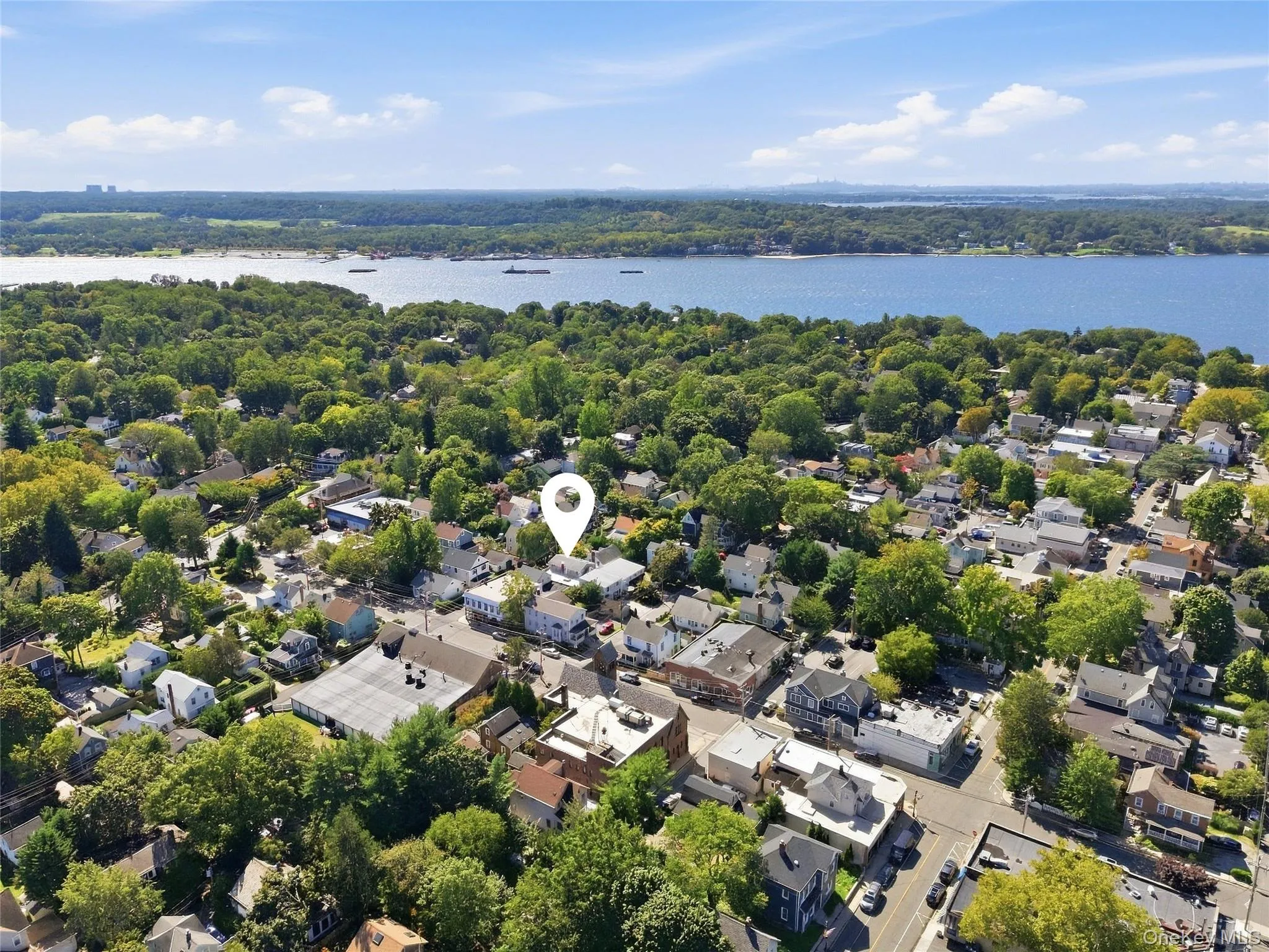 70 14th Avenue, Oyster Bay, NY, 1 Bedroom Bedrooms, 8 Rooms Rooms,2 BathroomsBathrooms,Residential,For Rent,14th,0,1054858 70 14th Avenue, Oyster Bay, NY, 1 Bedroom Bedrooms, 8 Rooms Rooms,2 BathroomsBathrooms,Residential,For Rent,14th,0,1054858
