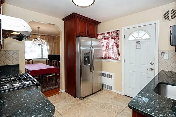 1408 Lowell Avenue, North Hempstead, NY, 4 Bedrooms Bedrooms, 7 Rooms Rooms,2 BathroomsBathrooms,Residential,For Rent,Lowell,0,1054859 1408 Lowell Avenue, North Hempstead, NY, 4 Bedrooms Bedrooms, 7 Rooms Rooms,2 BathroomsBathrooms,Residential,For Rent,Lowell,0,1054859