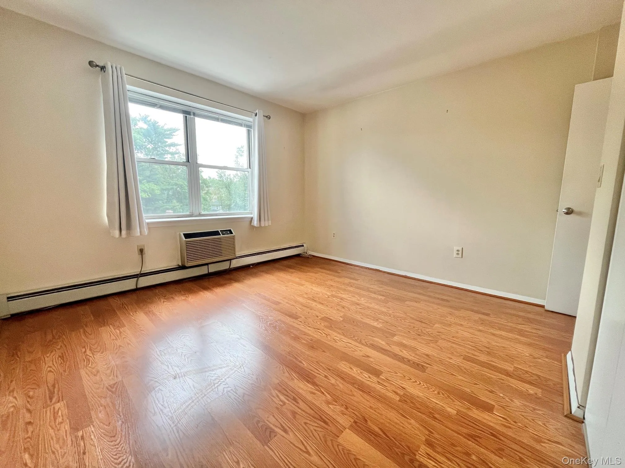 400 Mount Pleasant Avenue, Mamaroneck, NY, 1 Bedroom Bedrooms, 3 Room Rooms,1 BathroomBathrooms,Residential Lease,For Rent,Mount Pleasant,0,1054860 400 Mount Pleasant Avenue, Mamaroneck, NY, 1 Bedroom Bedrooms, 3 Room Rooms,1 BathroomBathrooms,Residential Lease,For Rent,Mount Pleasant,0,1054860
