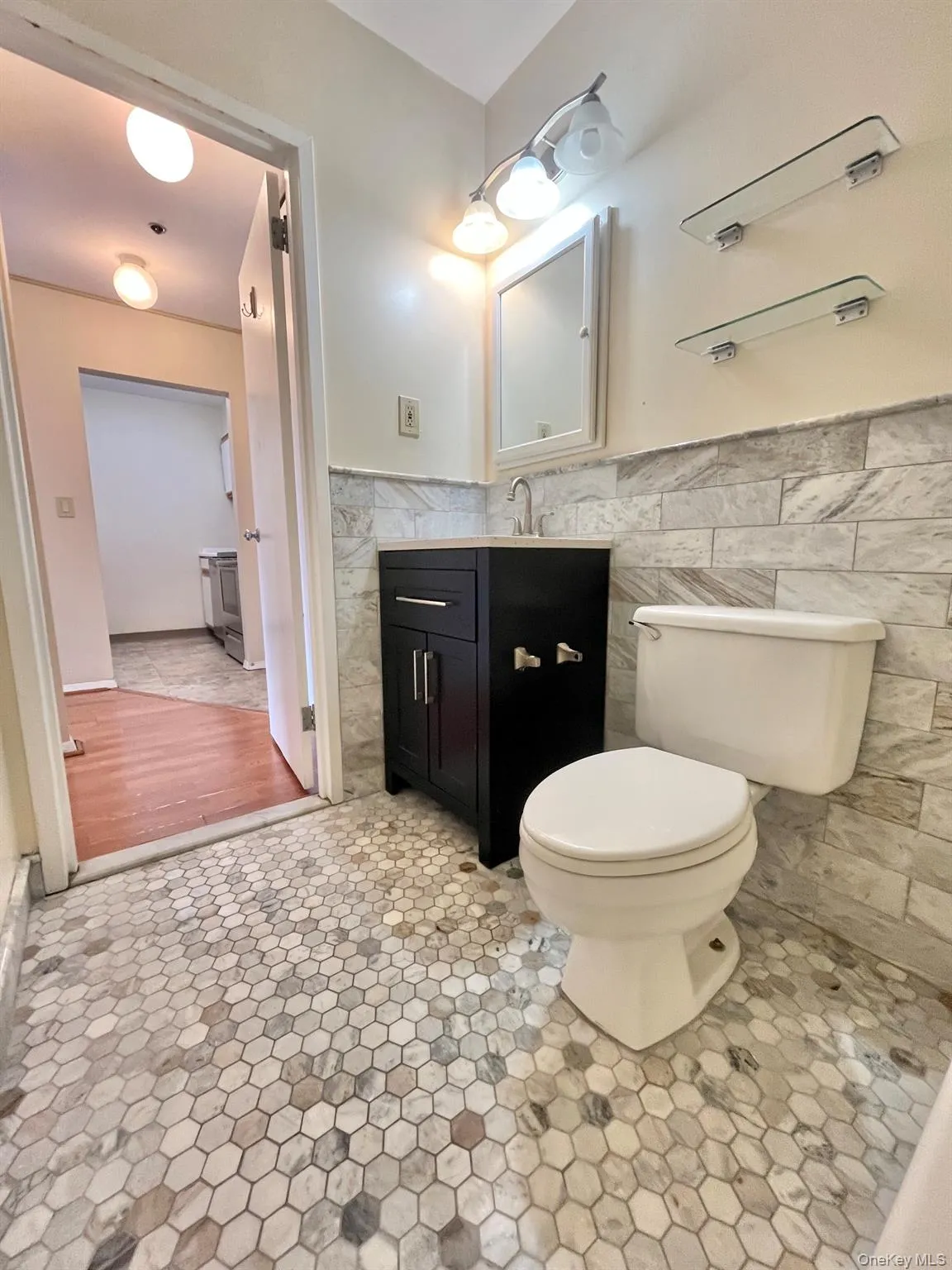 400 Mount Pleasant Avenue, Mamaroneck, NY, 1 Bedroom Bedrooms, 3 Room Rooms,1 BathroomBathrooms,Residential Lease,For Rent,Mount Pleasant,0,1054860 400 Mount Pleasant Avenue, Mamaroneck, NY, 1 Bedroom Bedrooms, 3 Room Rooms,1 BathroomBathrooms,Residential Lease,For Rent,Mount Pleasant,0,1054860