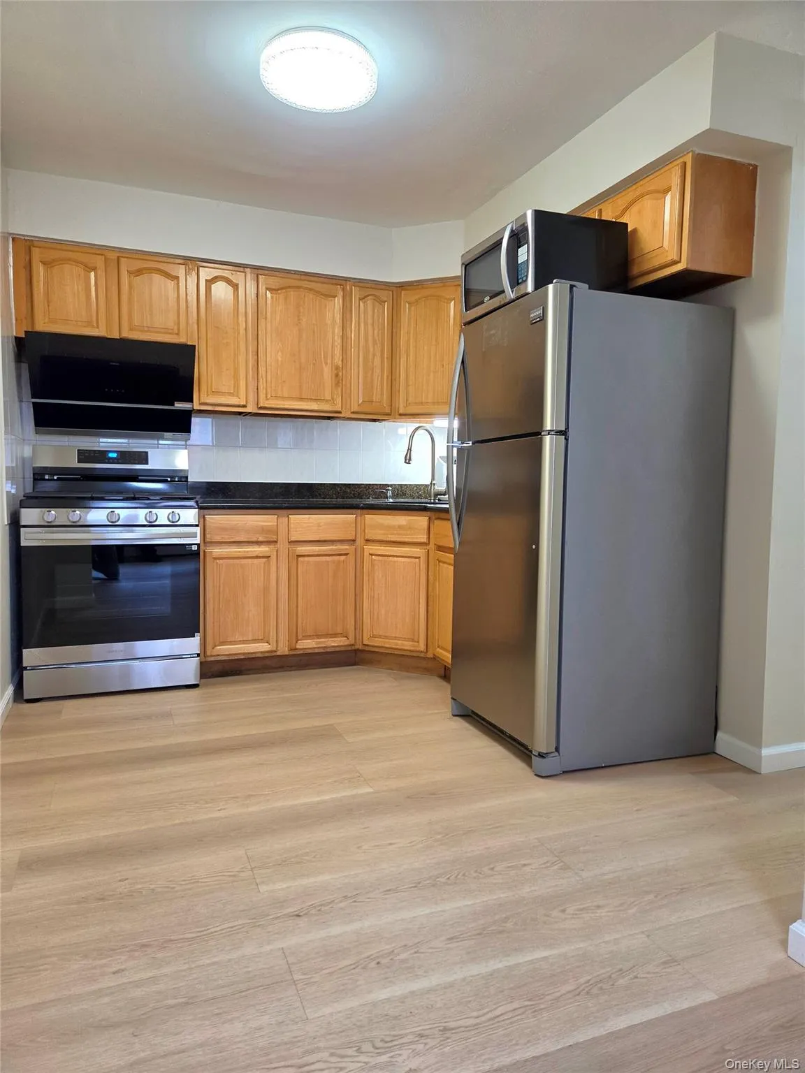 14903 Beech Avenue, New York, NY, 2 Bedrooms Bedrooms, 4 Rooms Rooms,1 BathroomBathrooms,Residential Lease,For Rent,Beech,0,1054864 14903 Beech Avenue, New York, NY, 2 Bedrooms Bedrooms, 4 Rooms Rooms,1 BathroomBathrooms,Residential Lease,For Rent,Beech,0,1054864