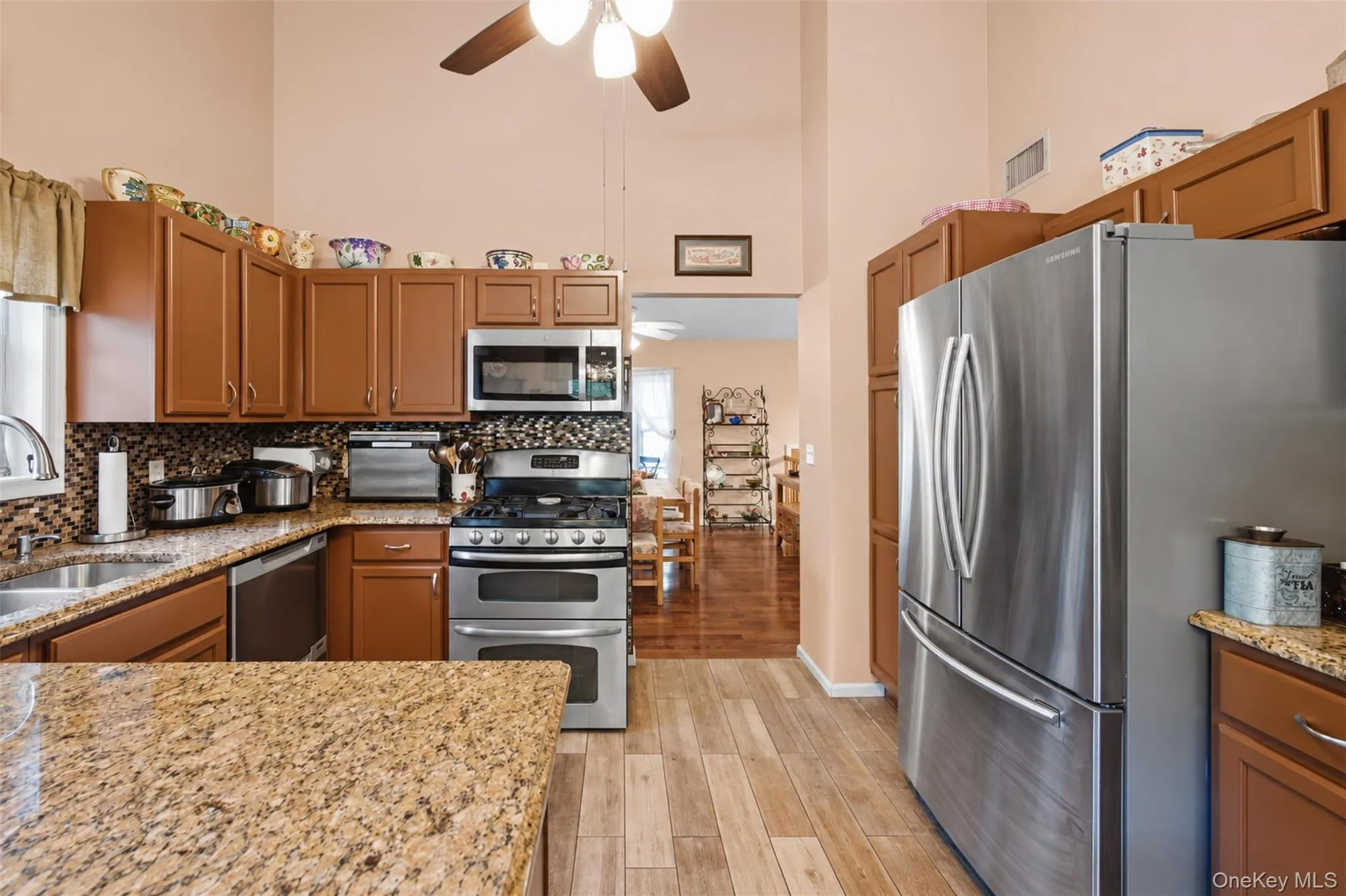 15 Aron Court, Ramapo, NY, 4 Bedrooms Bedrooms, 8 Rooms Rooms,3 BathroomsBathrooms,Residential,For Rent,Aron,0,1054869 15 Aron Court, Ramapo, NY, 4 Bedrooms Bedrooms, 8 Rooms Rooms,3 BathroomsBathrooms,Residential,For Rent,Aron,0,1054869