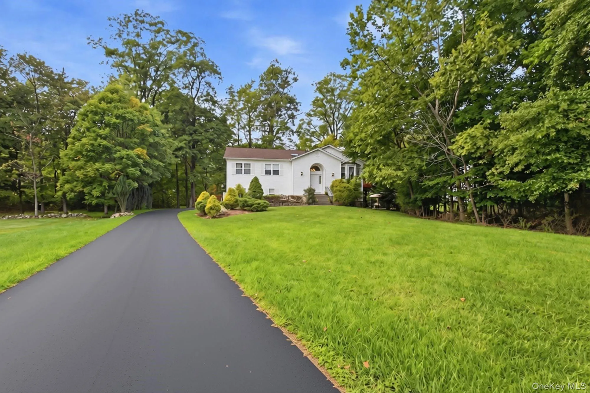 15 Aron Court, Ramapo, NY, 4 Bedrooms Bedrooms, 8 Rooms Rooms,3 BathroomsBathrooms,Residential,For Rent,Aron,0,1054869 15 Aron Court, Ramapo, NY, 4 Bedrooms Bedrooms, 8 Rooms Rooms,3 BathroomsBathrooms,Residential,For Rent,Aron,0,1054869