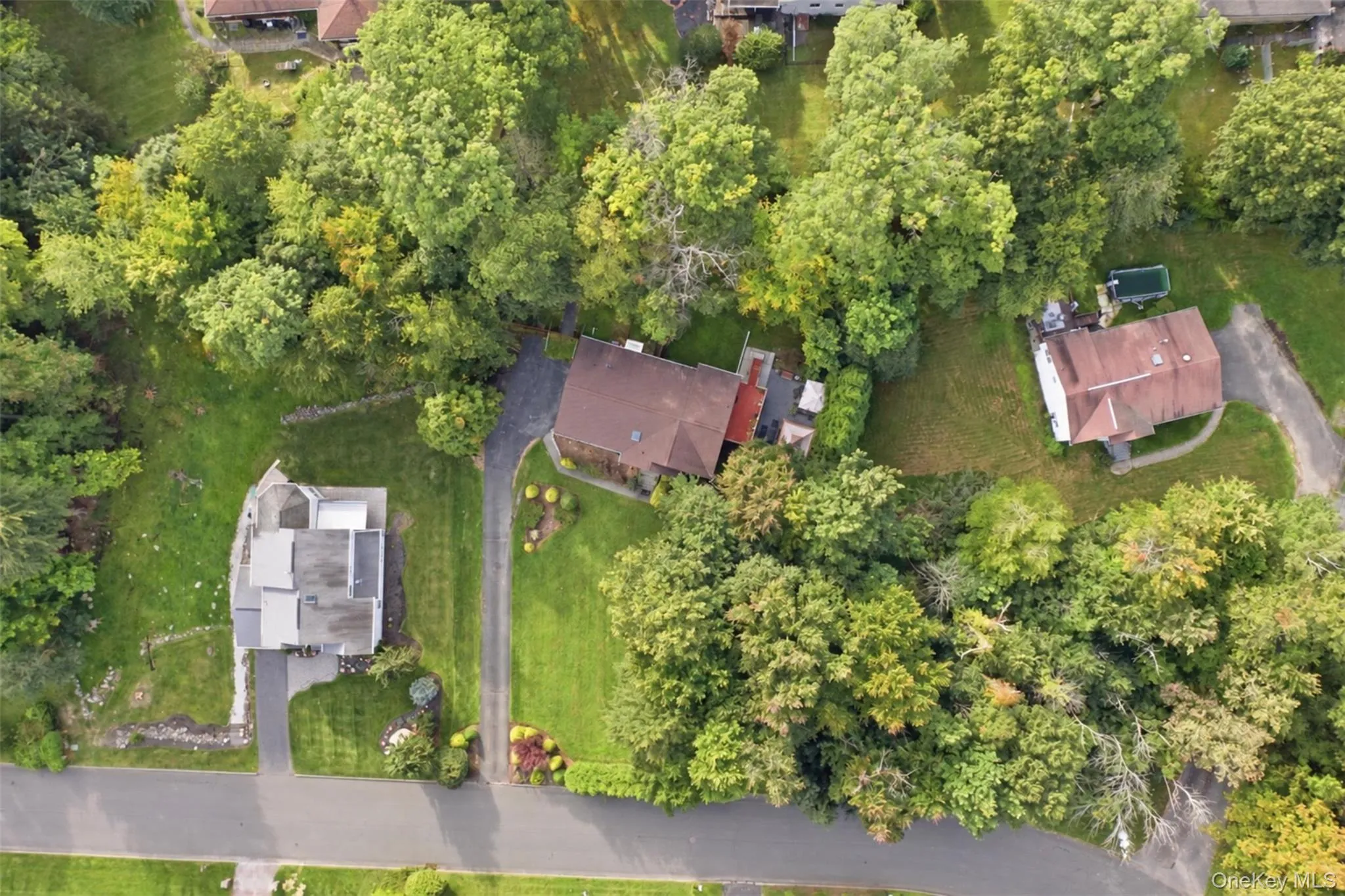 15 Aron Court, Ramapo, NY, 4 Bedrooms Bedrooms, 8 Rooms Rooms,3 BathroomsBathrooms,Residential,For Rent,Aron,0,1054869 15 Aron Court, Ramapo, NY, 4 Bedrooms Bedrooms, 8 Rooms Rooms,3 BathroomsBathrooms,Residential,For Rent,Aron,0,1054869