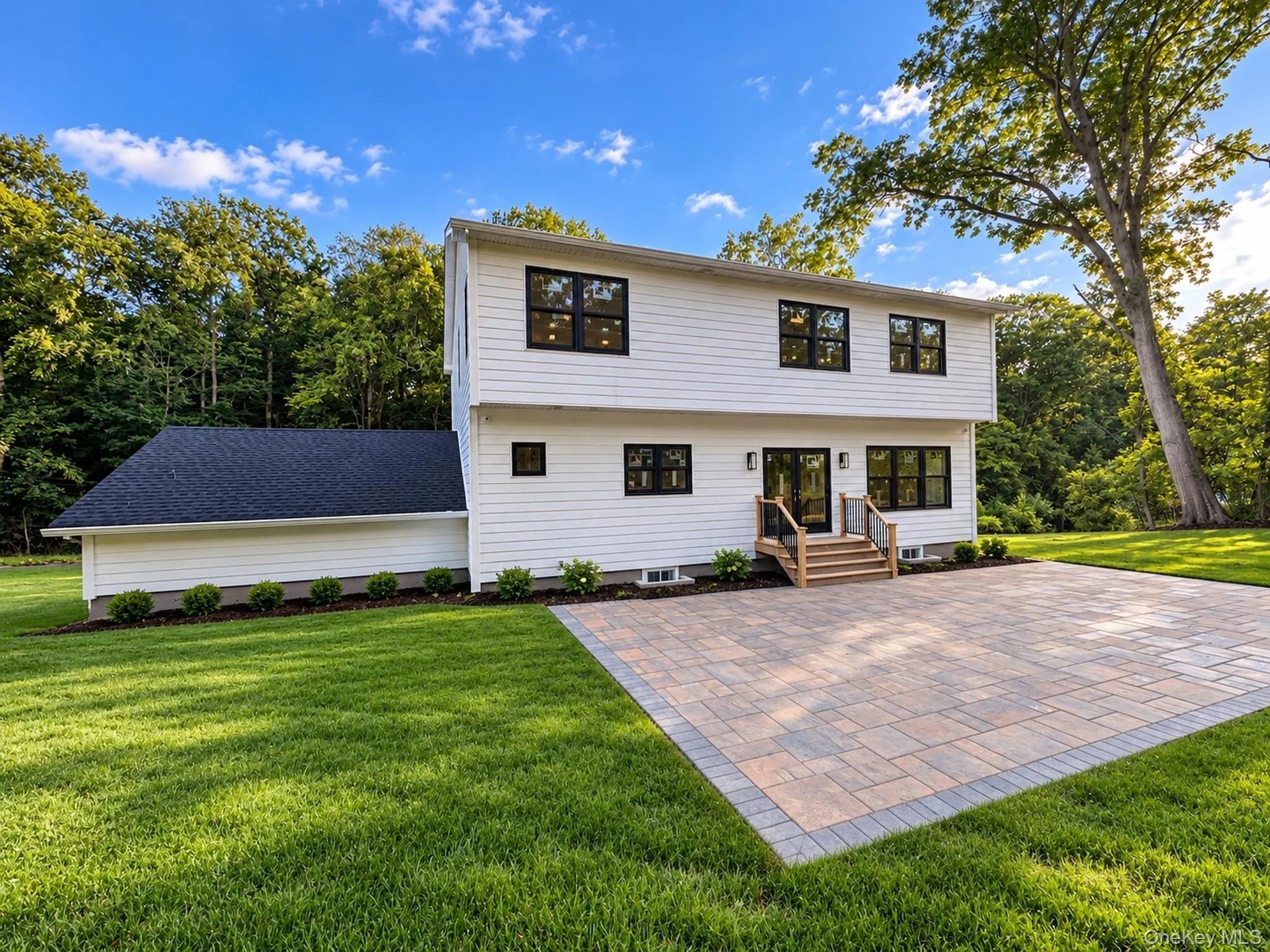 20 Overton Pass, Smithtown, NY, 4 Bedrooms Bedrooms, 13 Rooms Rooms,2 BathroomsBathrooms,Residential,For Rent,Overton,0,1054875 20 Overton Pass, Smithtown, NY, 4 Bedrooms Bedrooms, 13 Rooms Rooms,2 BathroomsBathrooms,Residential,For Rent,Overton,0,1054875