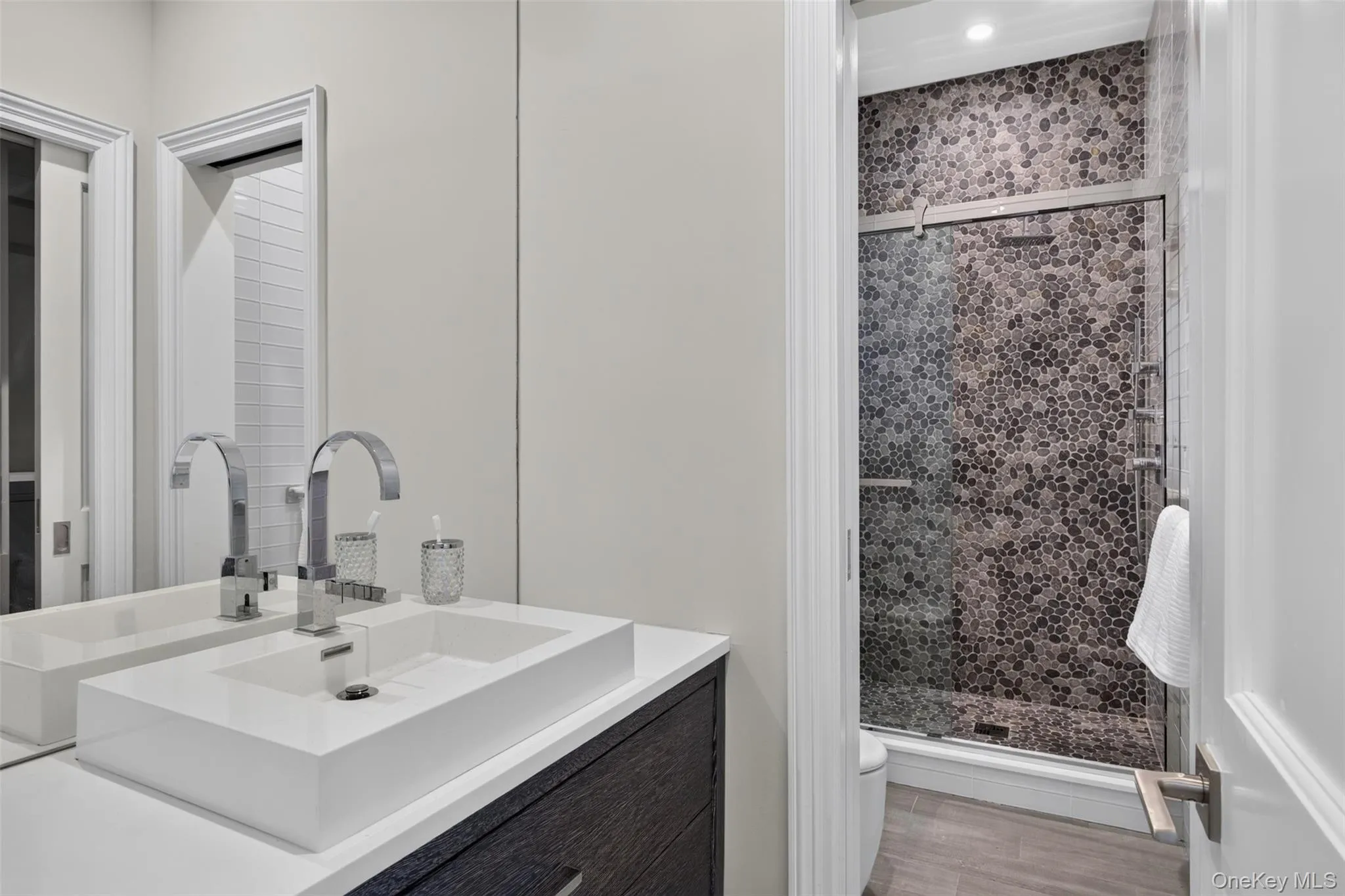 Powder Room Powder Room