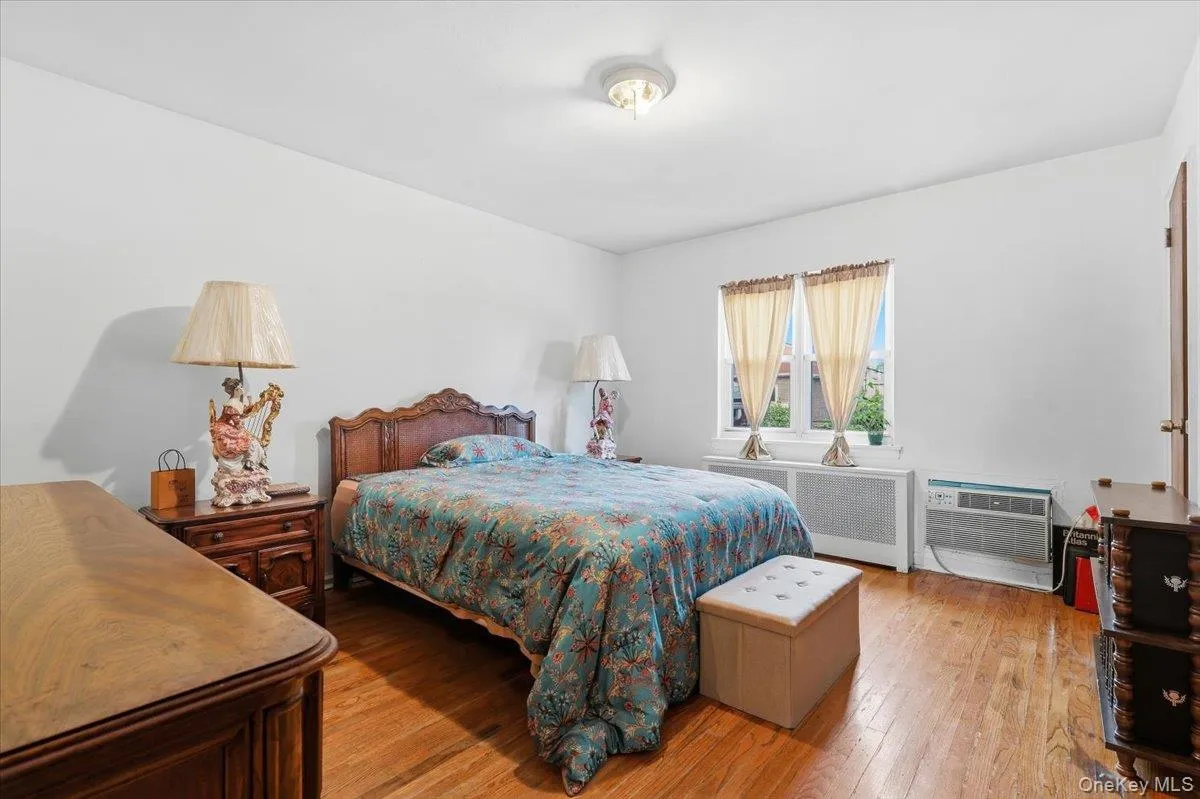 1647 Radcliff Avenue, New York, NY, 2 Bedrooms Bedrooms, 4 Rooms Rooms,2 BathroomsBathrooms,Residential,For Rent,Radcliff,0,1054883 1647 Radcliff Avenue, New York, NY, 2 Bedrooms Bedrooms, 4 Rooms Rooms,2 BathroomsBathrooms,Residential,For Rent,Radcliff,0,1054883