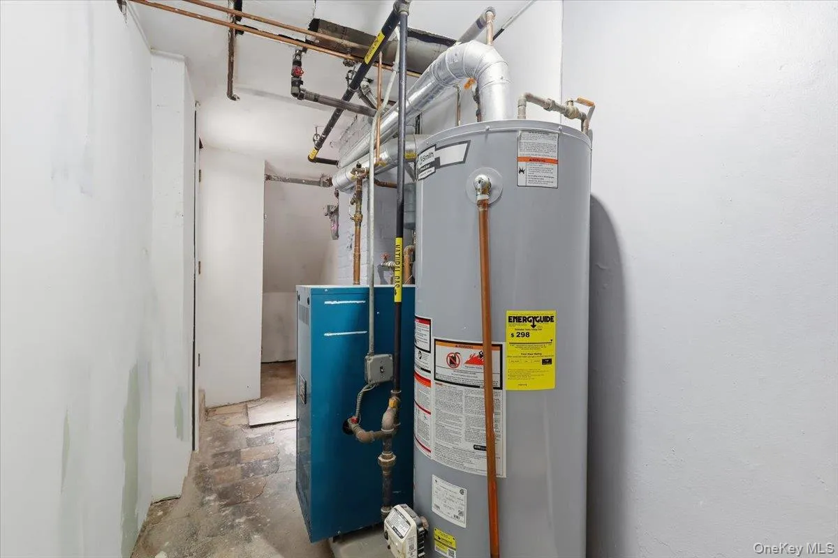 1647 Radcliff Avenue, New York, NY, 2 Bedrooms Bedrooms, 4 Rooms Rooms,2 BathroomsBathrooms,Residential,For Rent,Radcliff,0,1054883 1647 Radcliff Avenue, New York, NY, 2 Bedrooms Bedrooms, 4 Rooms Rooms,2 BathroomsBathrooms,Residential,For Rent,Radcliff,0,1054883