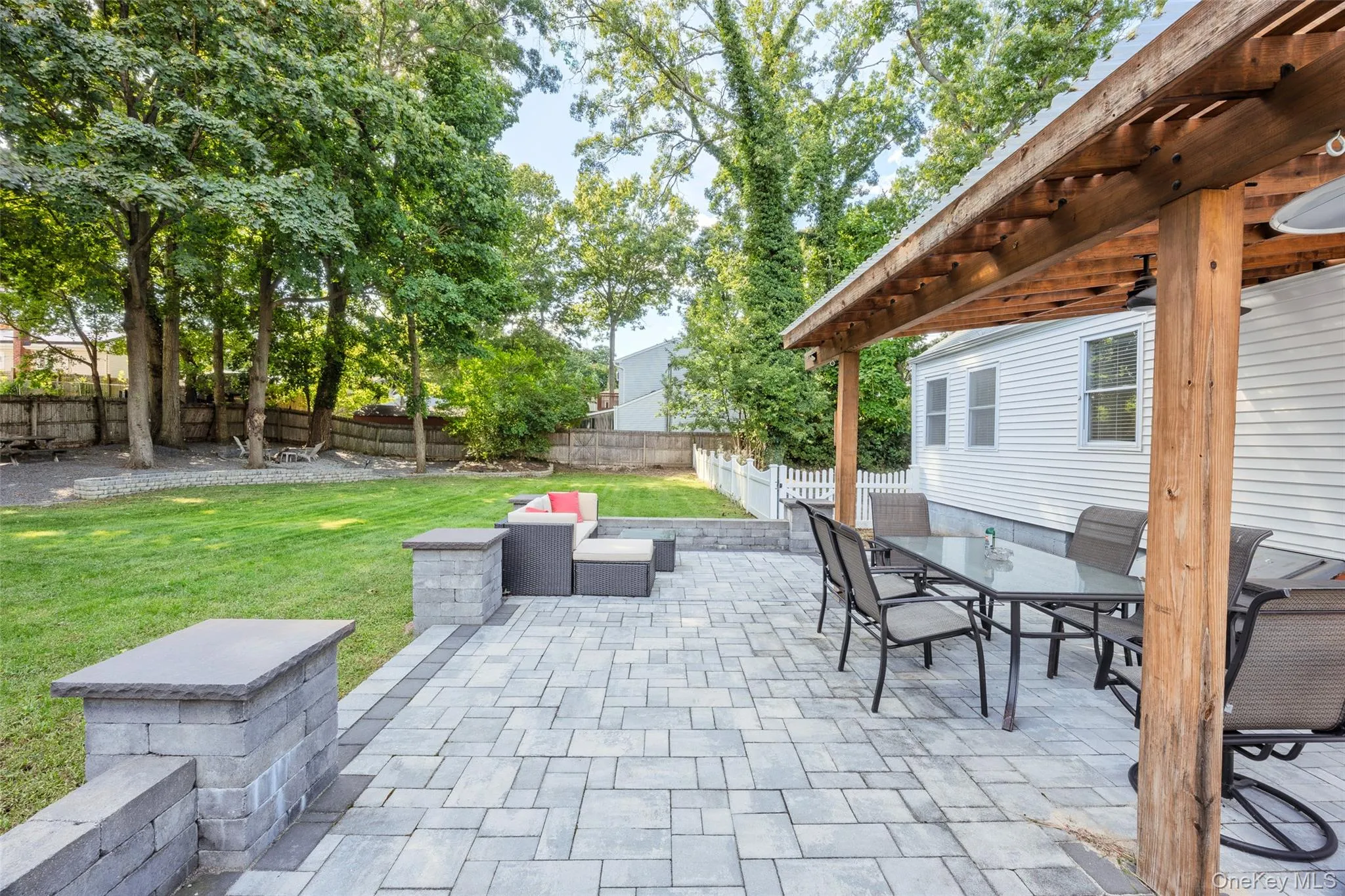 294 Deer Road, Islip, NY, 2 Bedrooms Bedrooms, 5 Rooms Rooms,1 BathroomBathrooms,Residential,For Rent,Deer,0,1054885 294 Deer Road, Islip, NY, 2 Bedrooms Bedrooms, 5 Rooms Rooms,1 BathroomBathrooms,Residential,For Rent,Deer,0,1054885
