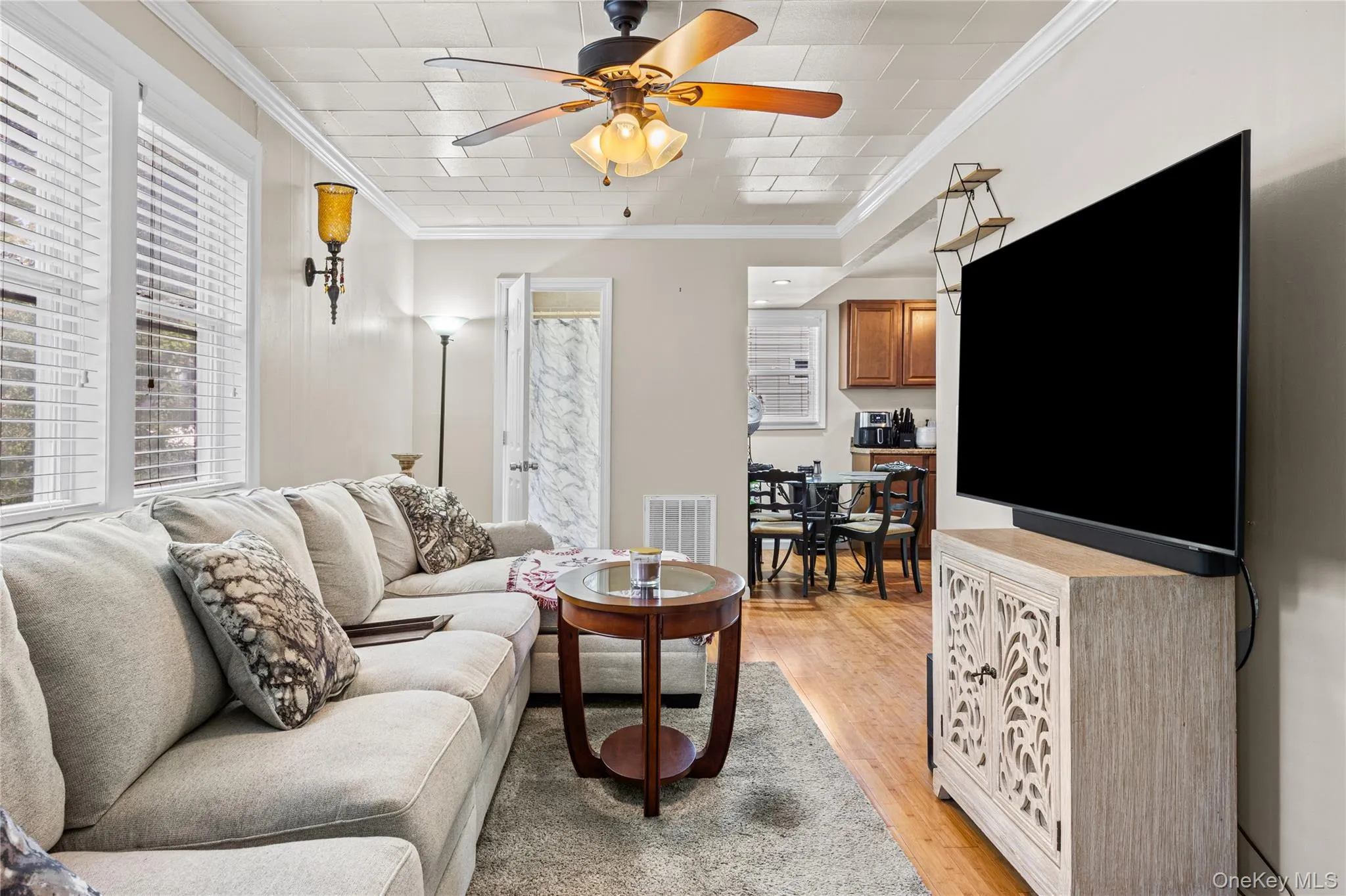 294 Deer Road, Islip, NY, 2 Bedrooms Bedrooms, 5 Rooms Rooms,1 BathroomBathrooms,Residential,For Rent,Deer,0,1054885 294 Deer Road, Islip, NY, 2 Bedrooms Bedrooms, 5 Rooms Rooms,1 BathroomBathrooms,Residential,For Rent,Deer,0,1054885