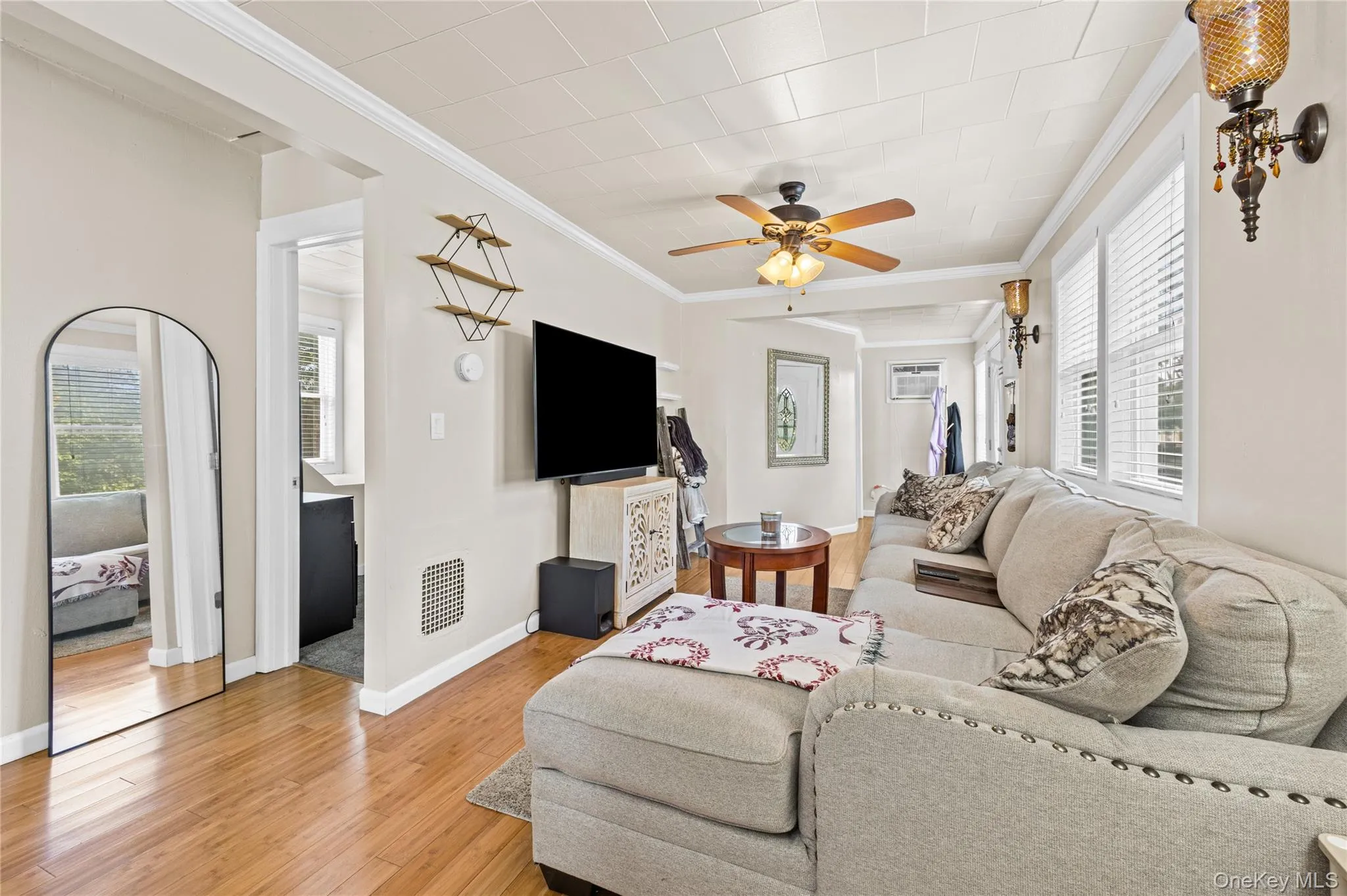 294 Deer Road, Islip, NY, 2 Bedrooms Bedrooms, 5 Rooms Rooms,1 BathroomBathrooms,Residential,For Rent,Deer,0,1054885 294 Deer Road, Islip, NY, 2 Bedrooms Bedrooms, 5 Rooms Rooms,1 BathroomBathrooms,Residential,For Rent,Deer,0,1054885