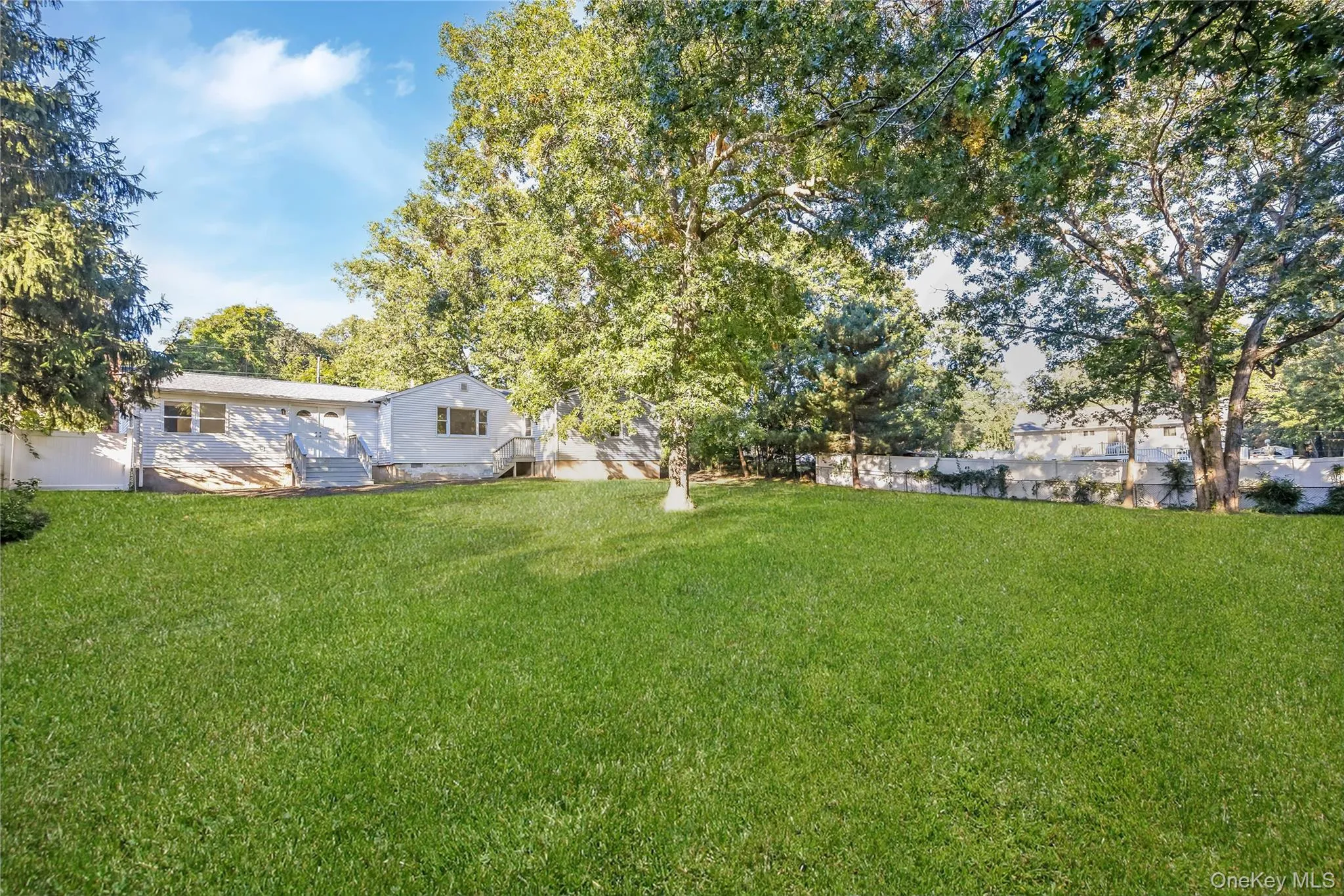 52 Rexmere Avenue, Brookhaven, NY, 4 Bedrooms Bedrooms, 8 Rooms Rooms,3 BathroomsBathrooms,Residential,For Rent,Rexmere,0,1054892 52 Rexmere Avenue, Brookhaven, NY, 4 Bedrooms Bedrooms, 8 Rooms Rooms,3 BathroomsBathrooms,Residential,For Rent,Rexmere,0,1054892