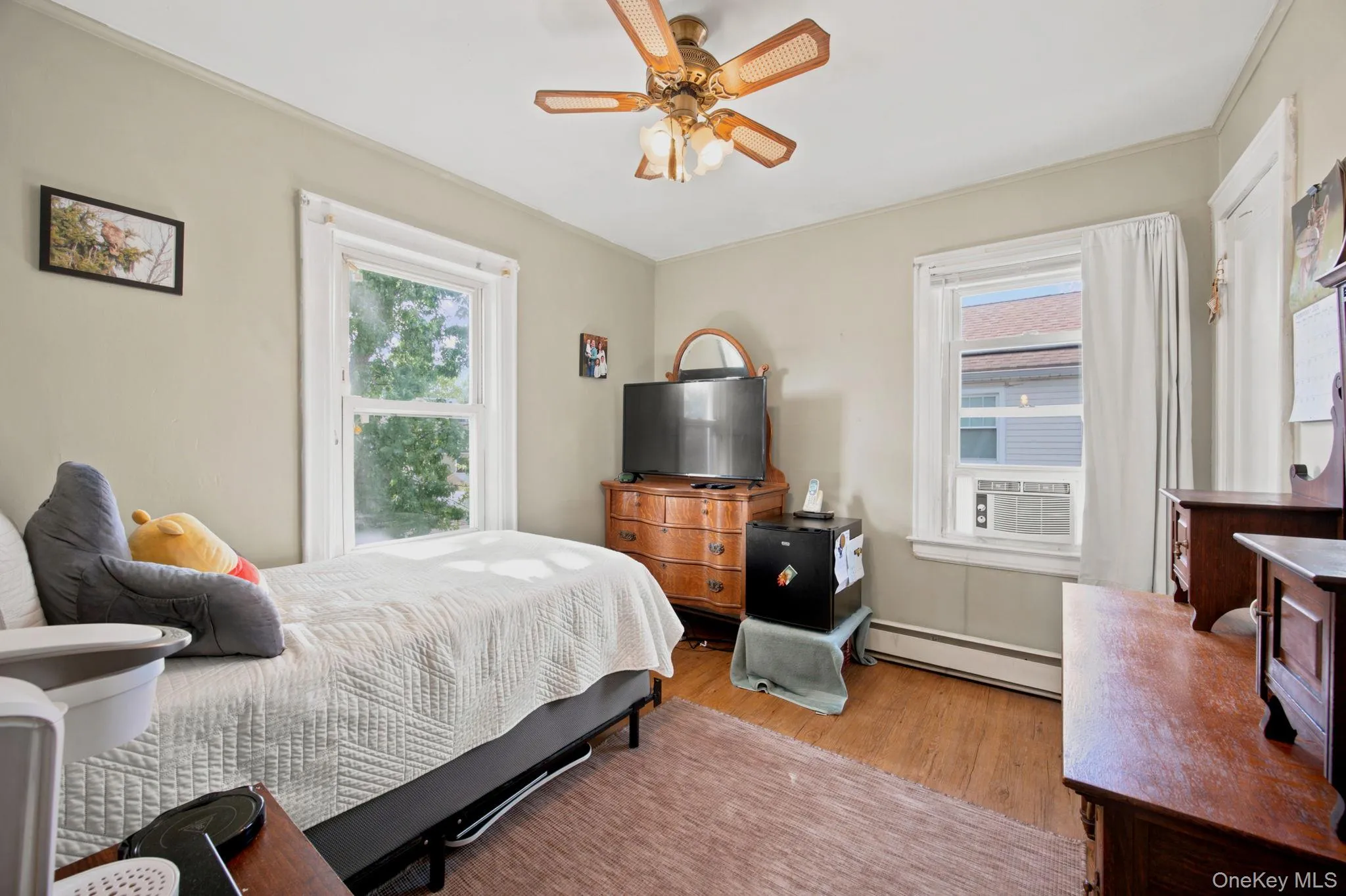 27 South Drive, Hempstead, NY, 3 Bedrooms Bedrooms, 6 Rooms Rooms,1 BathroomBathrooms,Residential,For Rent,South,0,1054894 27 South Drive, Hempstead, NY, 3 Bedrooms Bedrooms, 6 Rooms Rooms,1 BathroomBathrooms,Residential,For Rent,South,0,1054894