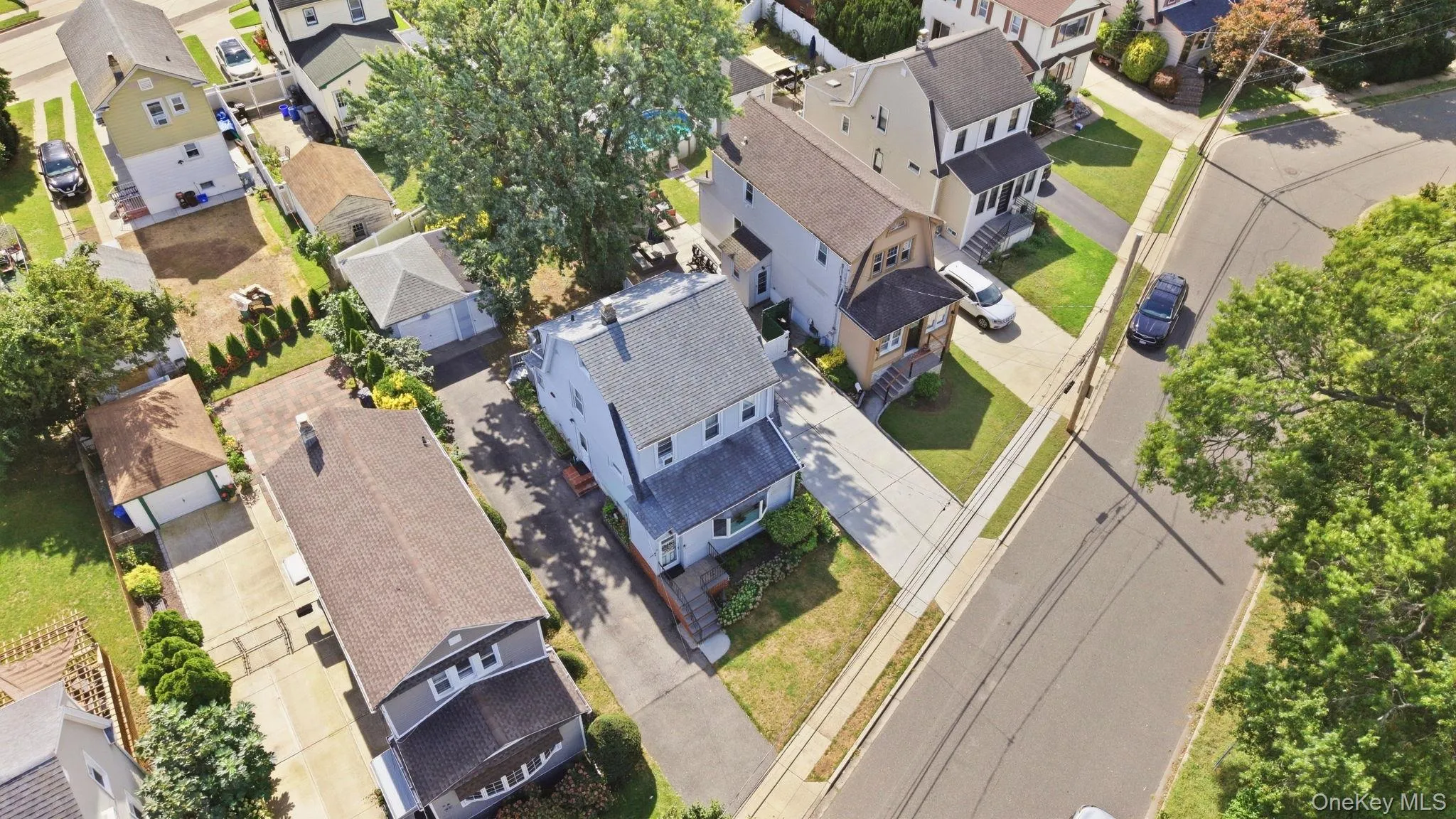 27 South Drive, Hempstead, NY, 3 Bedrooms Bedrooms, 6 Rooms Rooms,1 BathroomBathrooms,Residential,For Rent,South,0,1054894 27 South Drive, Hempstead, NY, 3 Bedrooms Bedrooms, 6 Rooms Rooms,1 BathroomBathrooms,Residential,For Rent,South,0,1054894