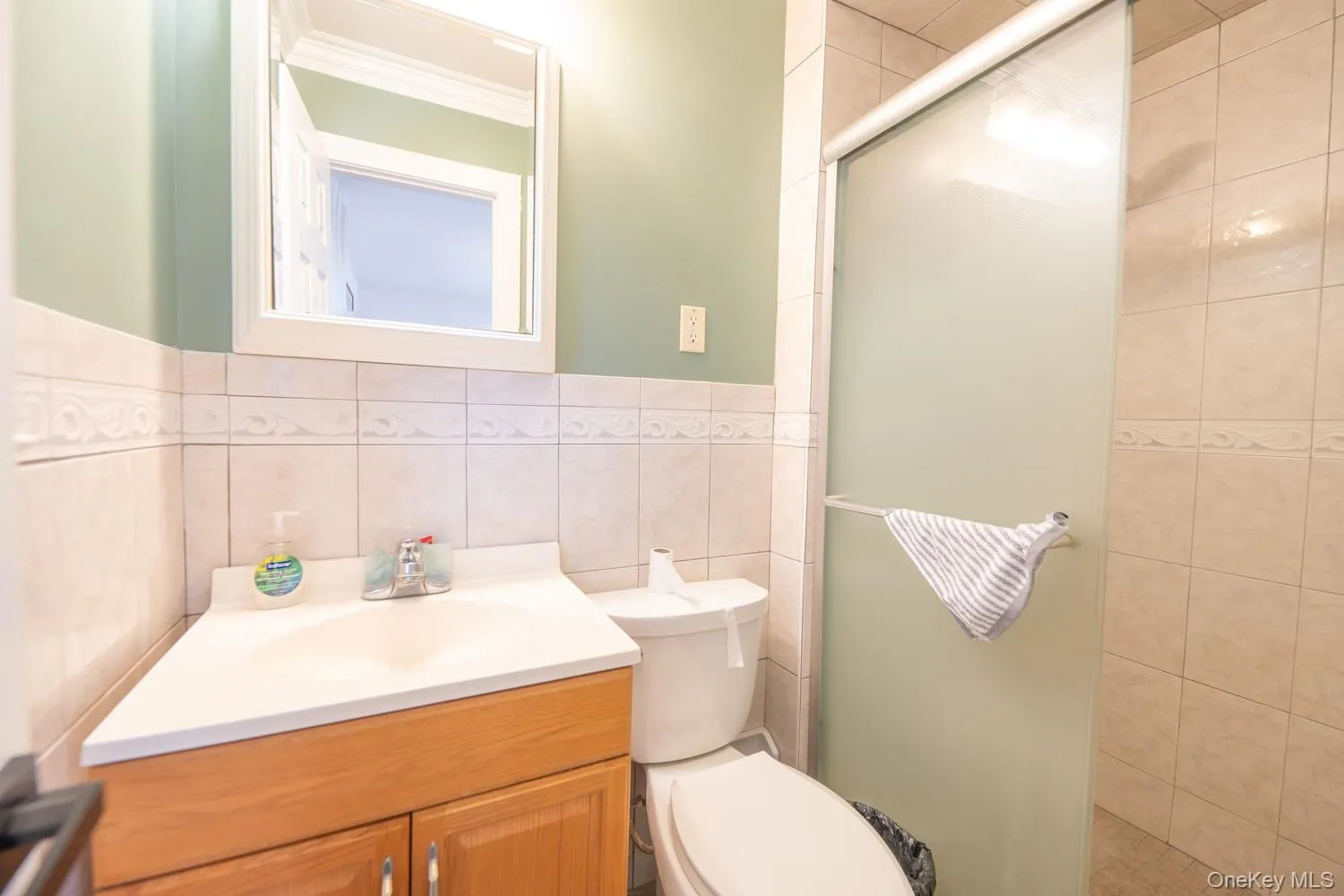 626 Nelson Place, North Hempstead, NY, 3 Bedrooms Bedrooms, 7 Rooms Rooms,2 BathroomsBathrooms,Residential Lease,For Rent,Nelson,0,1054895 626 Nelson Place, North Hempstead, NY, 3 Bedrooms Bedrooms, 7 Rooms Rooms,2 BathroomsBathrooms,Residential Lease,For Rent,Nelson,0,1054895