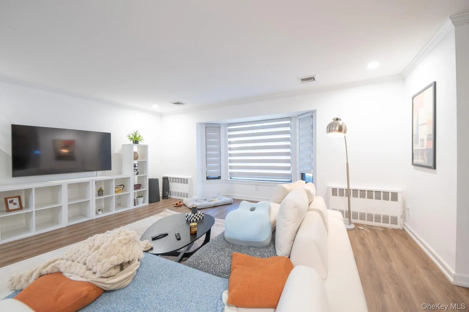 626 Nelson Place, North Hempstead, NY, 3 Bedrooms Bedrooms, 7 Rooms Rooms,2 BathroomsBathrooms,Residential Lease,For Rent,Nelson,0,1054895 626 Nelson Place, North Hempstead, NY, 3 Bedrooms Bedrooms, 7 Rooms Rooms,2 BathroomsBathrooms,Residential Lease,For Rent,Nelson,0,1054895